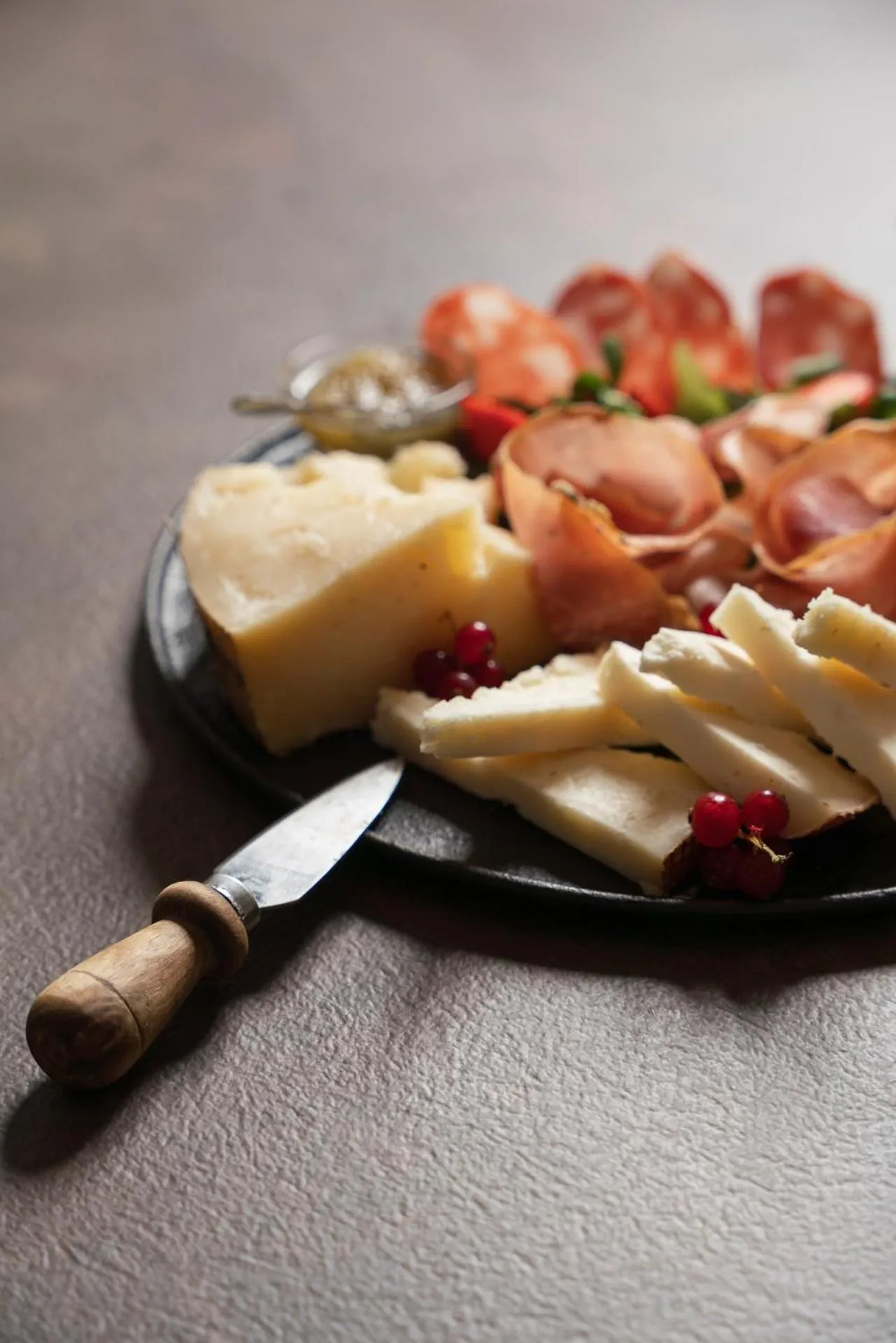 Restaurant/places to eat in Hotel Athena