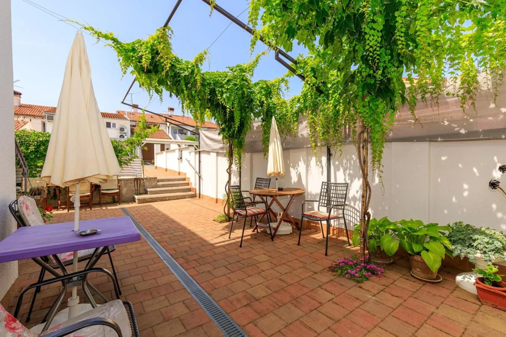 Apartments Pernar