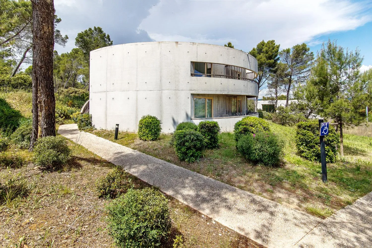 Property building in thecamp hôtel - Aix en Provence