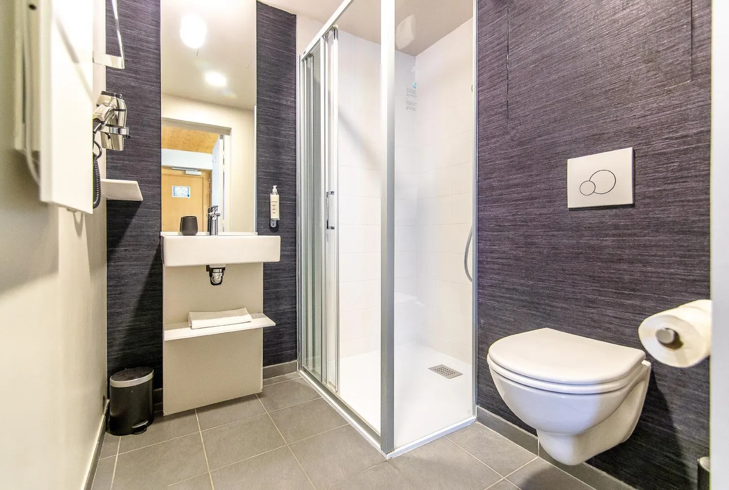 Bathroom in thecamp hôtel - Aix en Provence