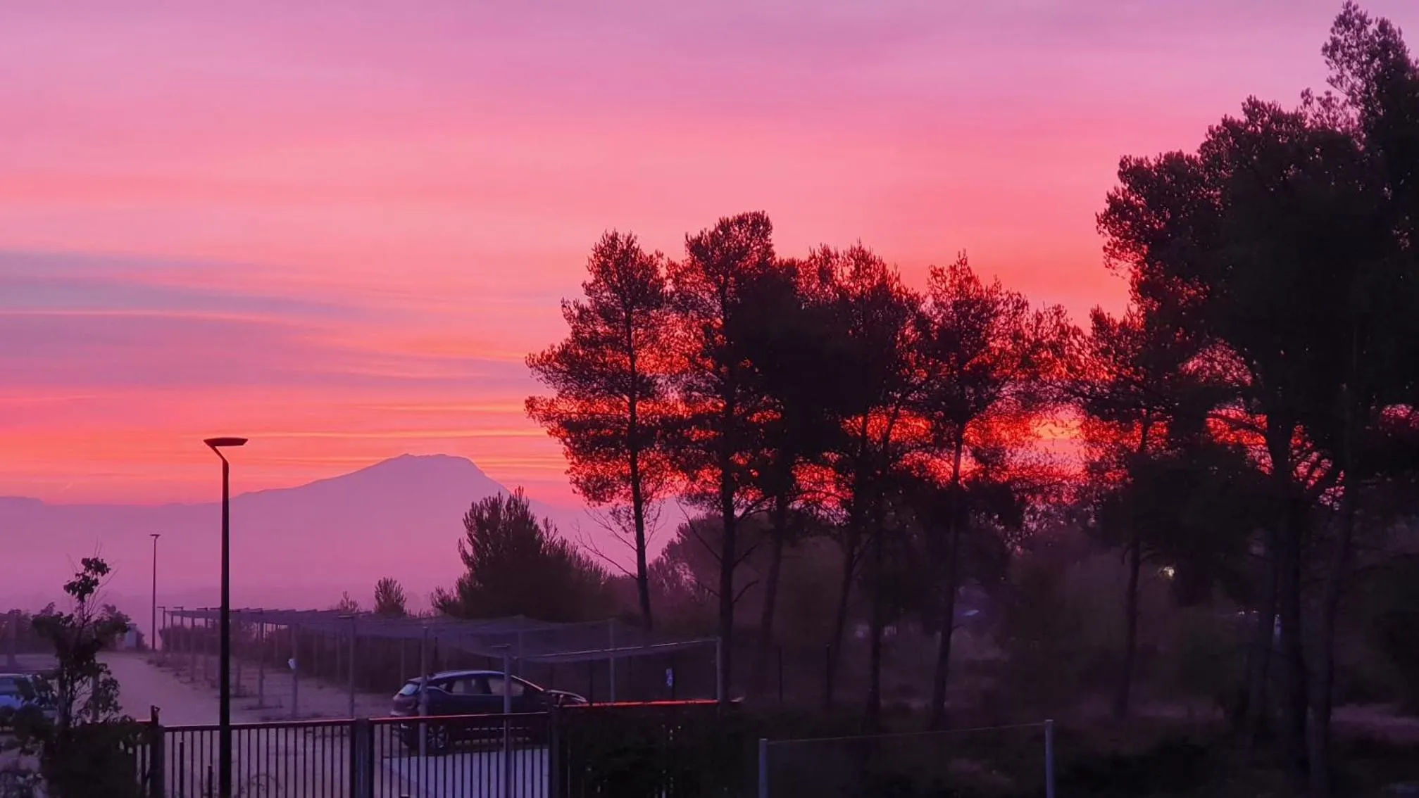 Mountain view in thecamp hôtel - Aix en Provence