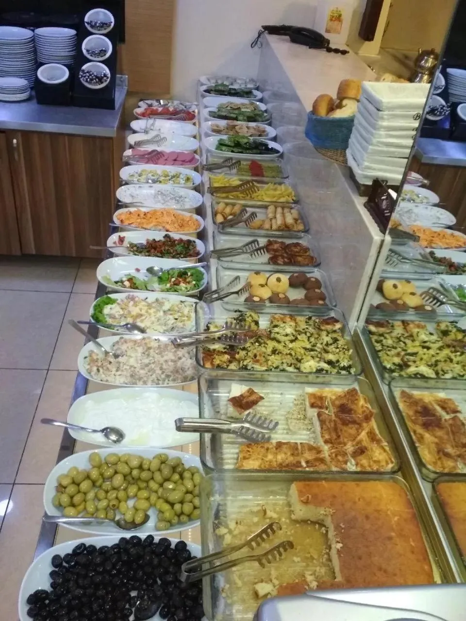 Buffet breakfast in Hotel Falcon