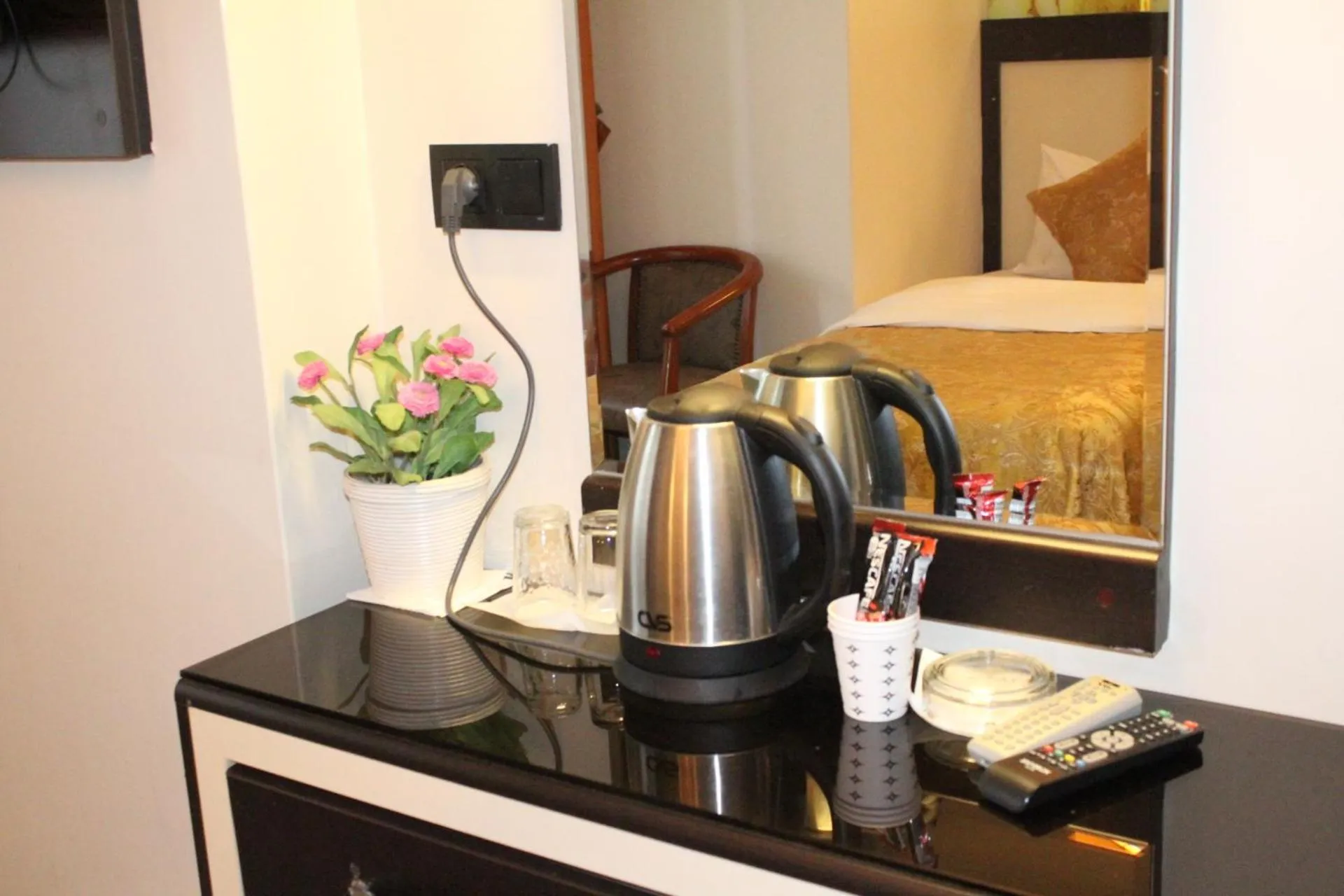 TV and multimedia in Hotel Falcon