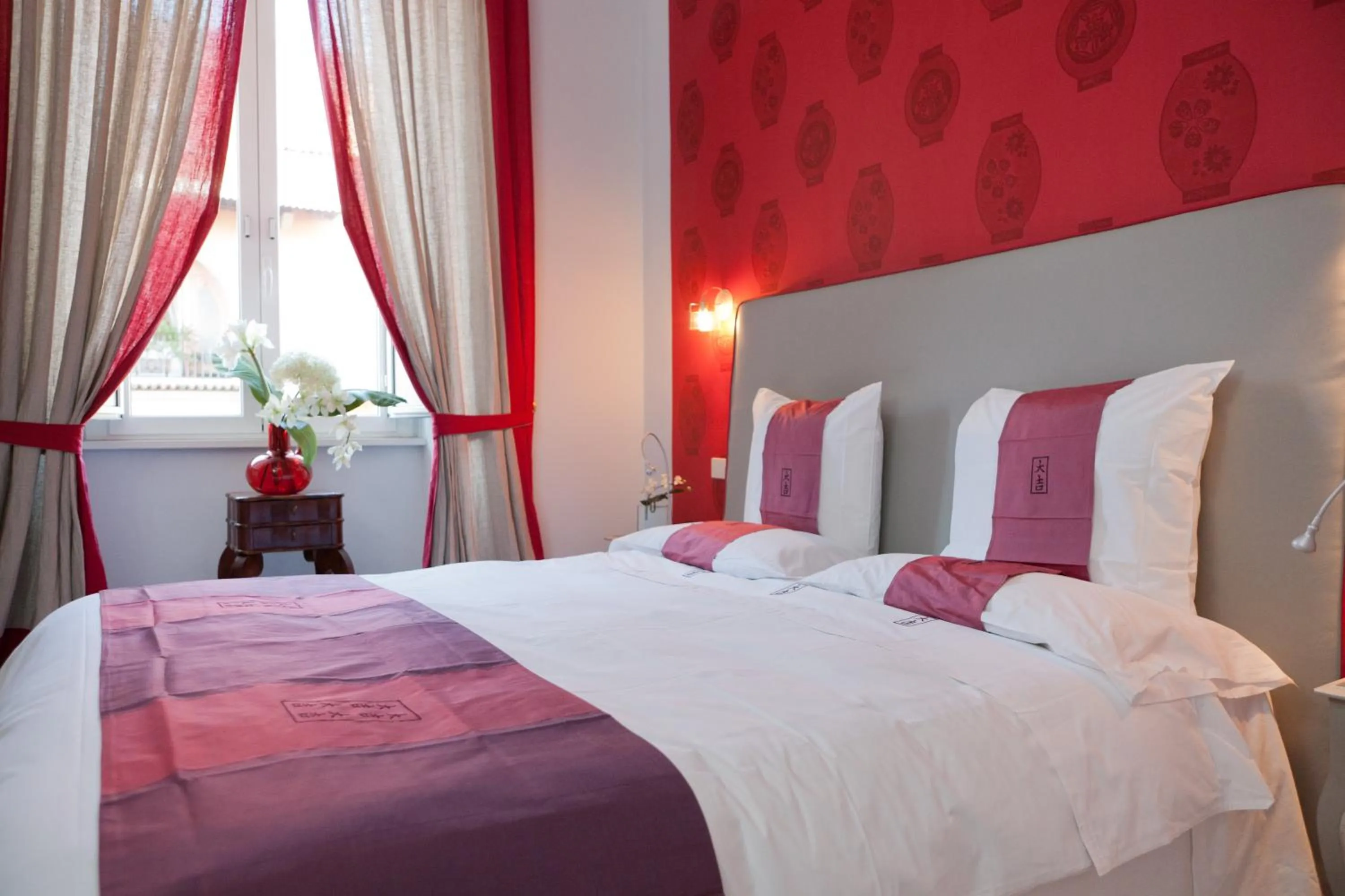 Bedroom, Bed in 66 Imperial Inn Deluxe B&B