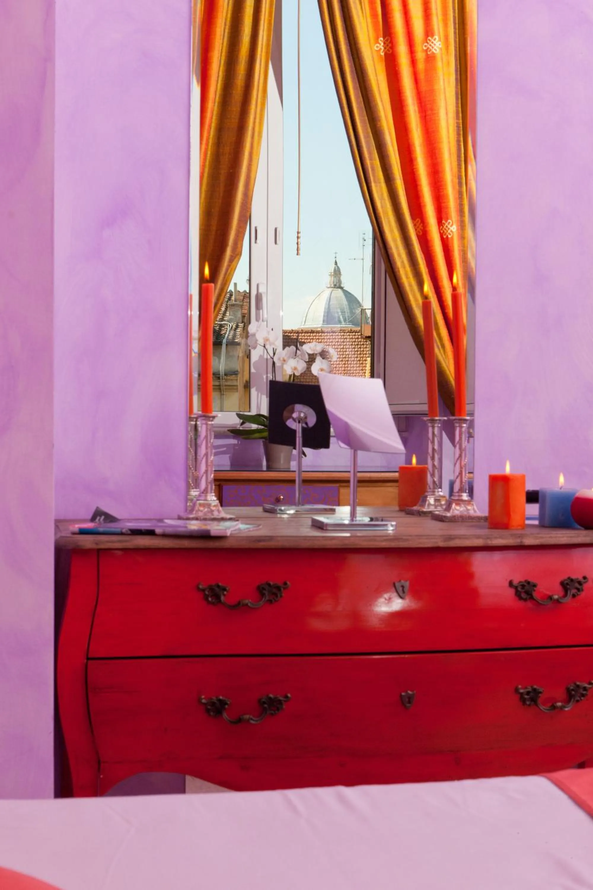 Decorative detail in 66 Imperial Inn Deluxe B&B