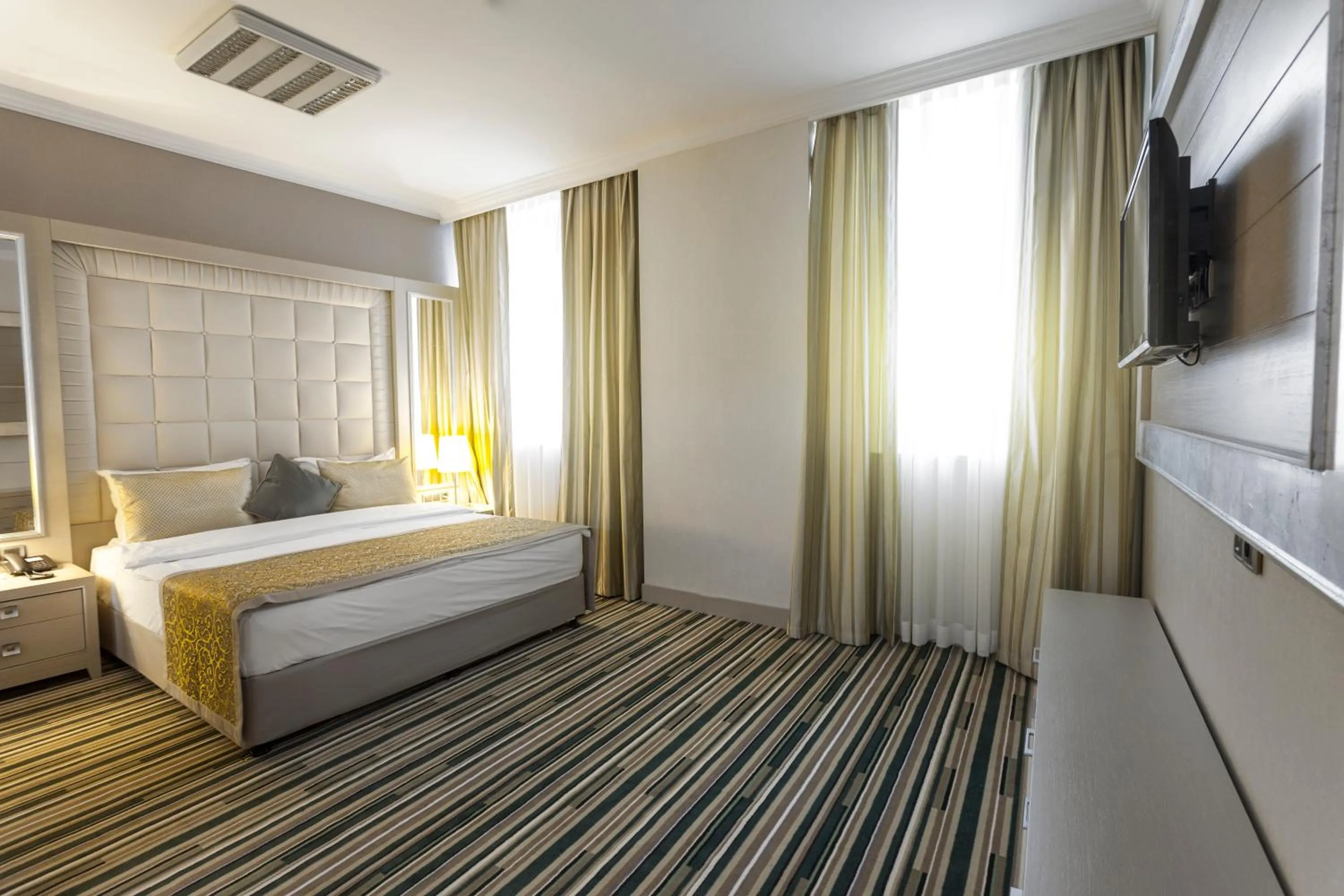 Bedroom, Bed in Gashalti Health Hotel Naftalan