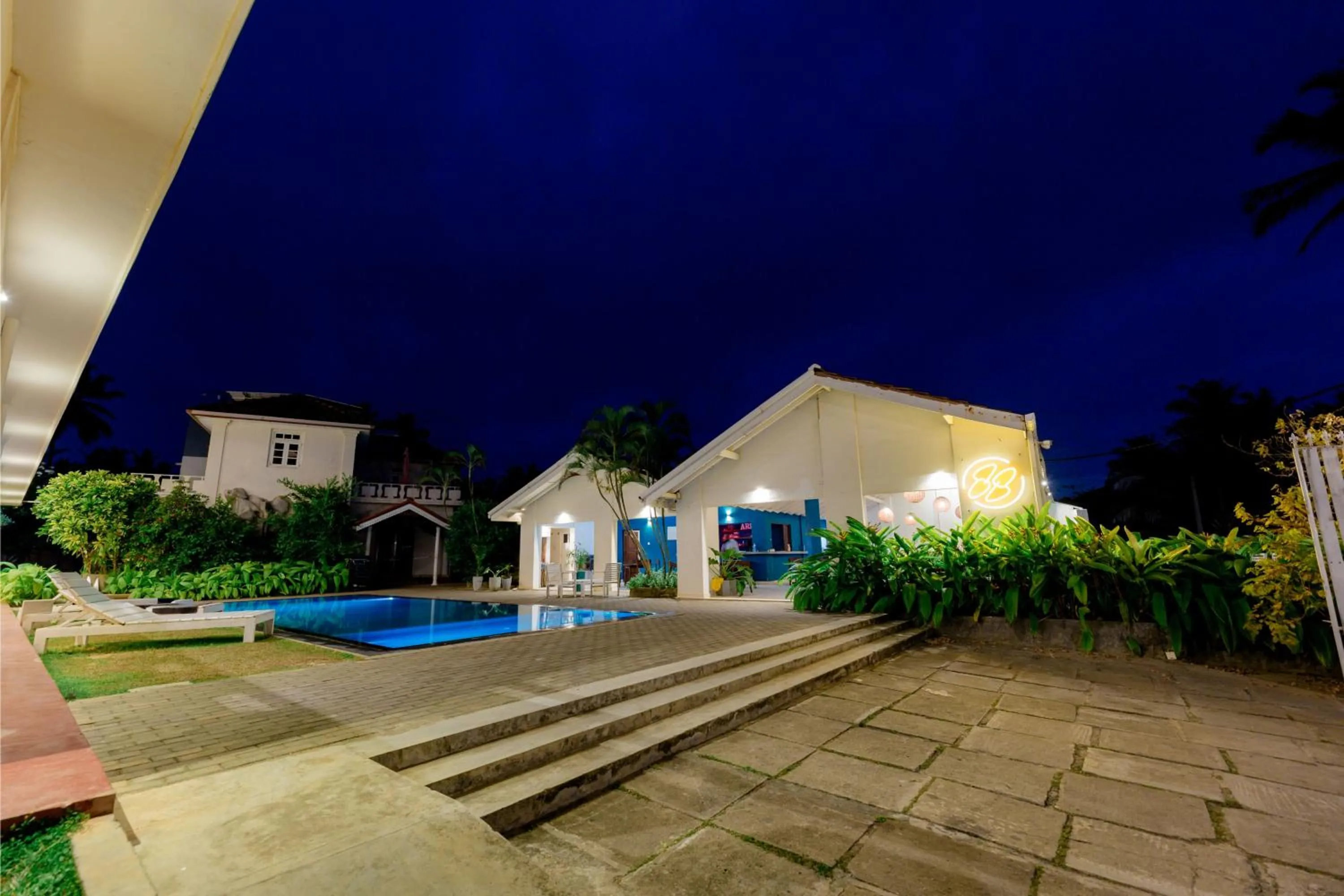 Property building in Shangrela Beach Resort by ARK