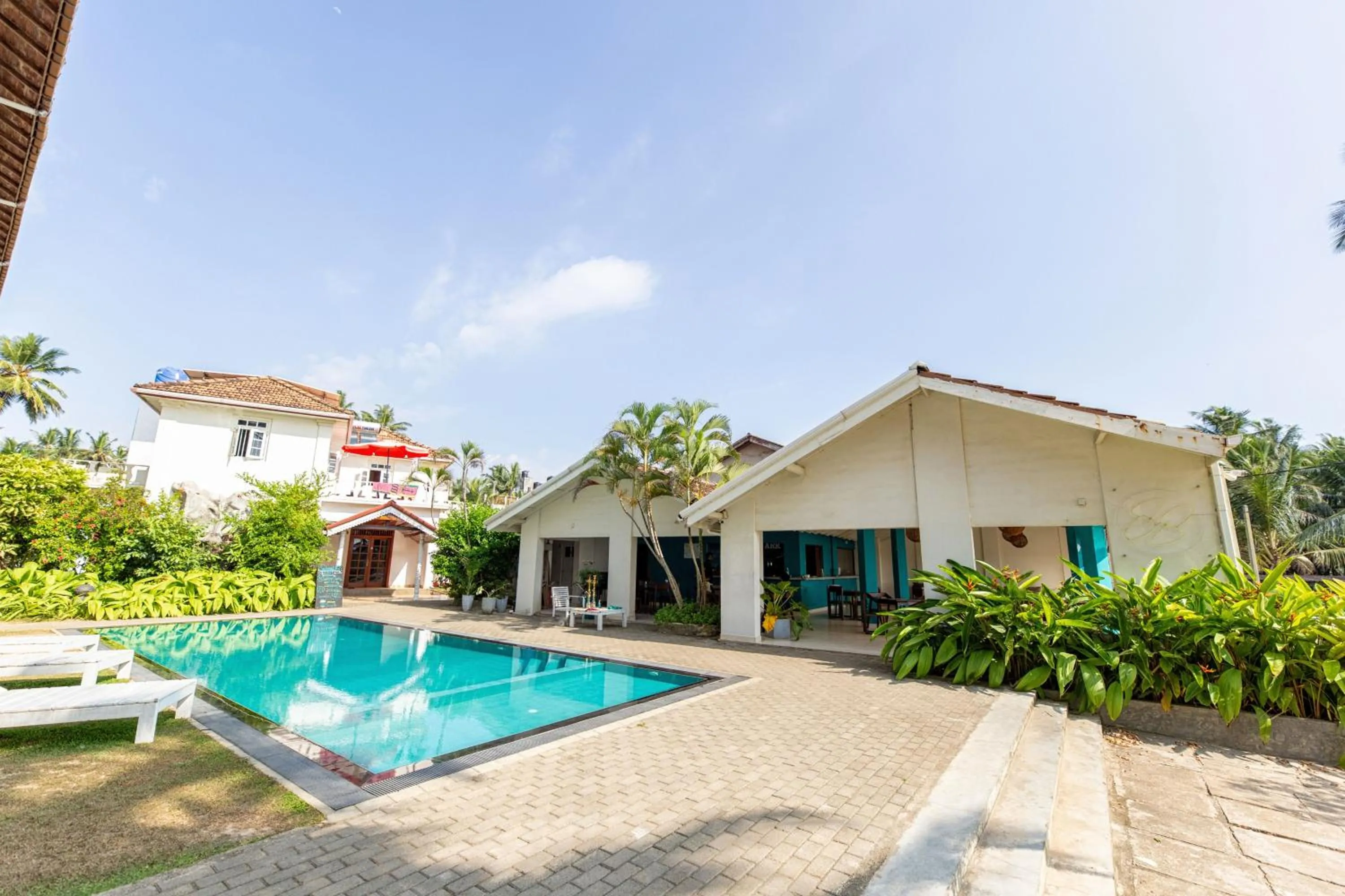 Property building in Shangrela Beach Resort by ARK