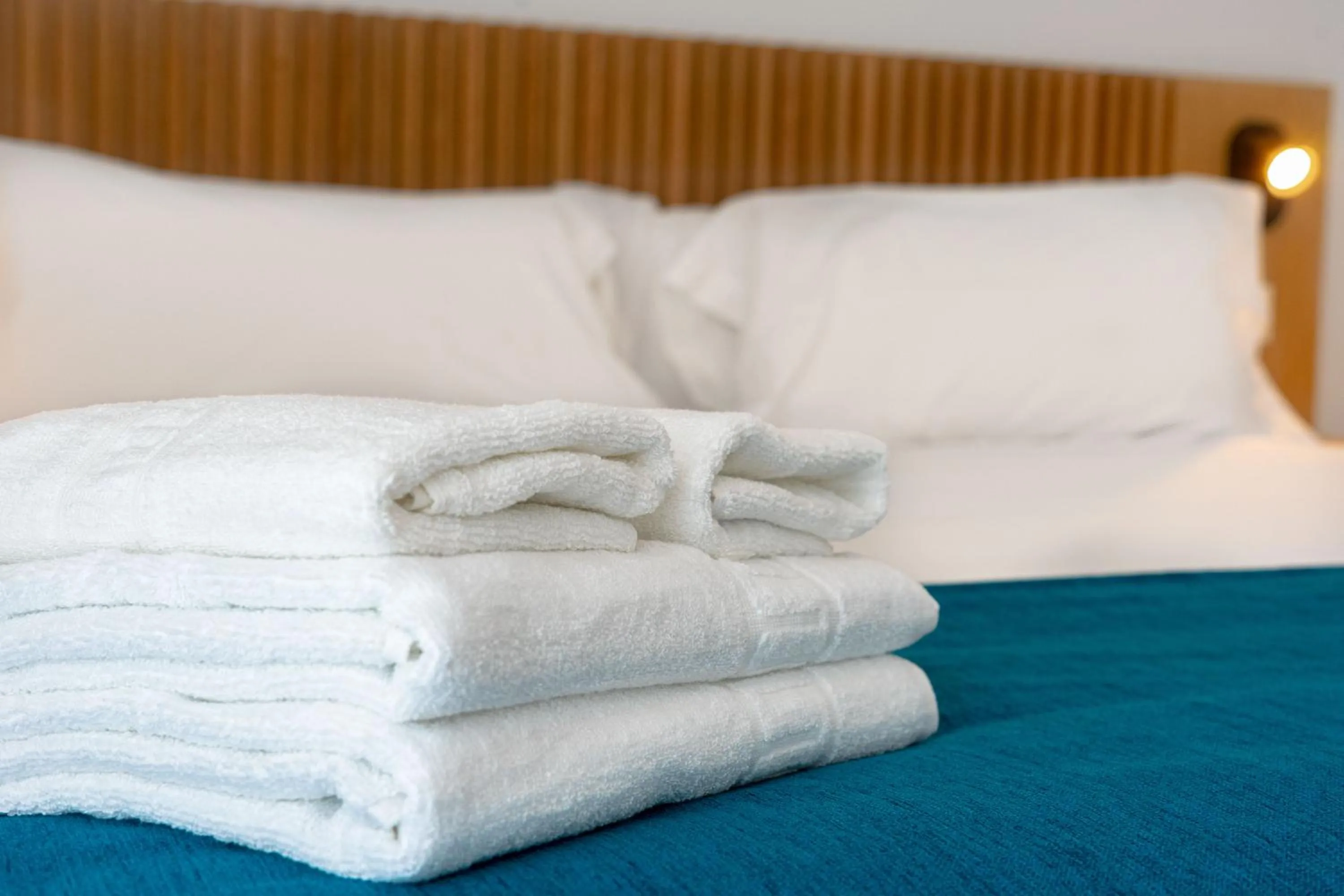 TV and multimedia, Bed in Aqua Apartments Bellamar, Marbella