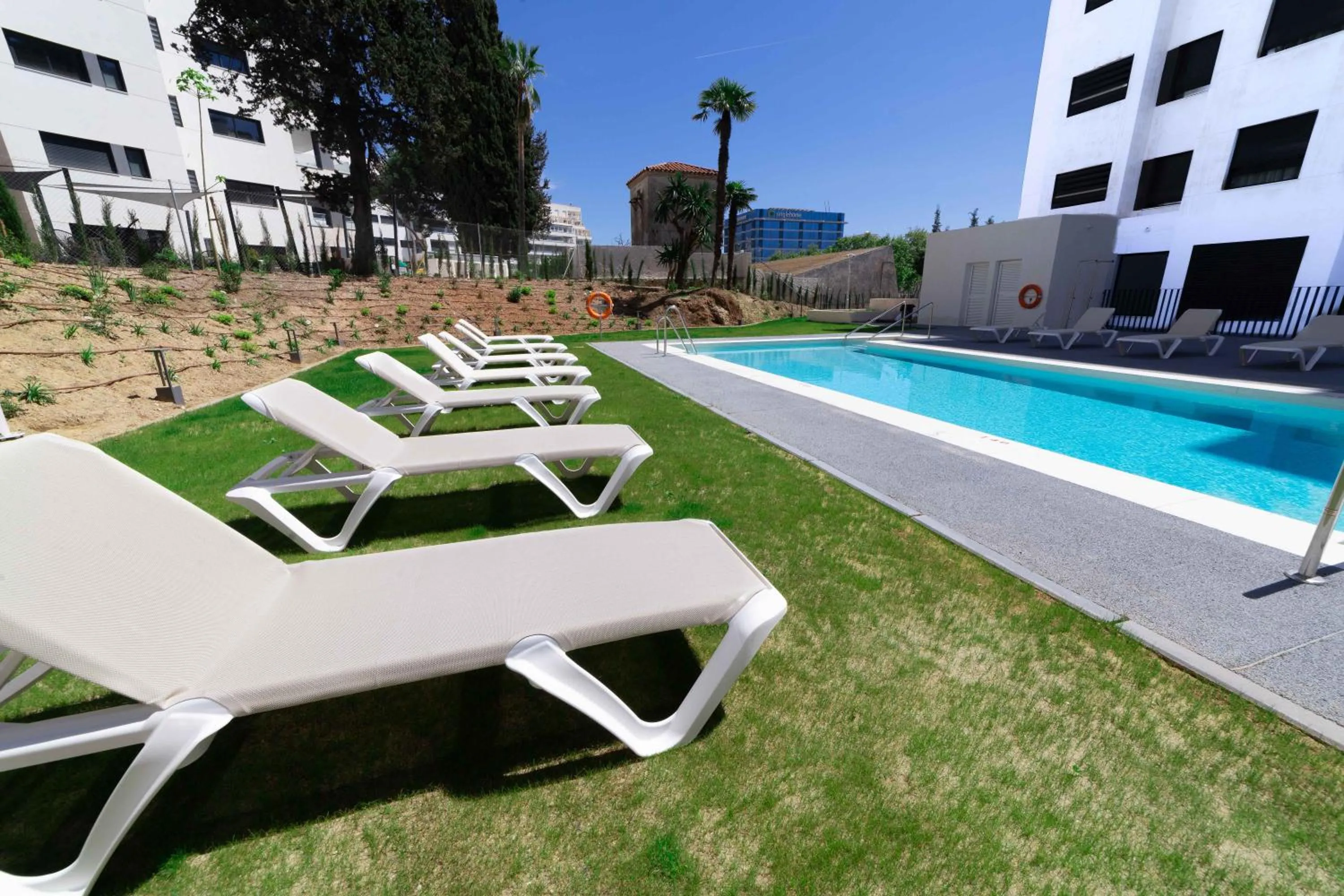 Swimming pool in Aqua Apartments Bellamar, Marbella