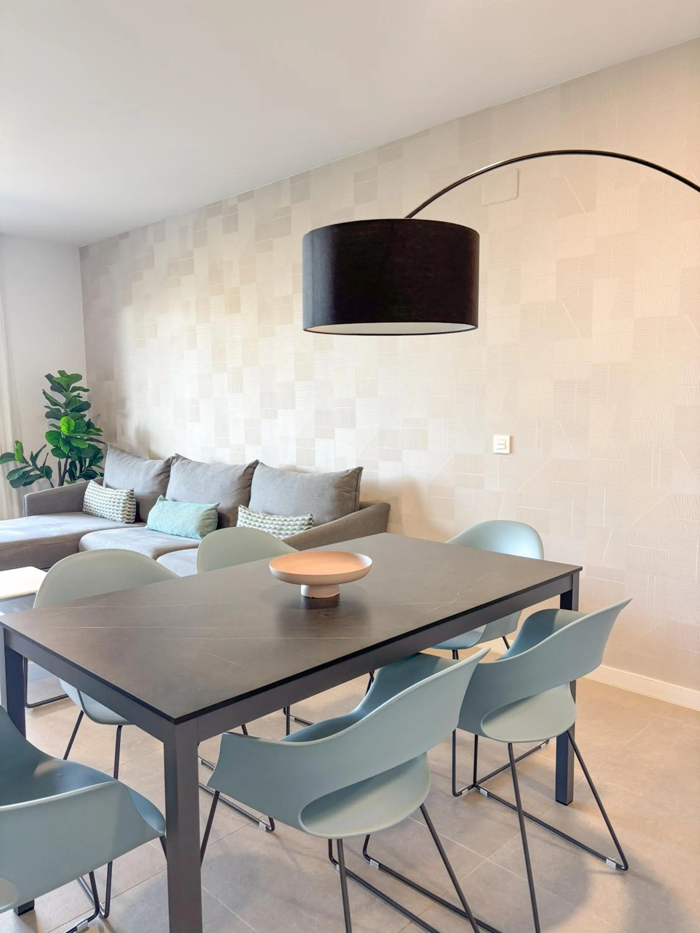 Dining area in Aqua Apartments Bellamar, Marbella