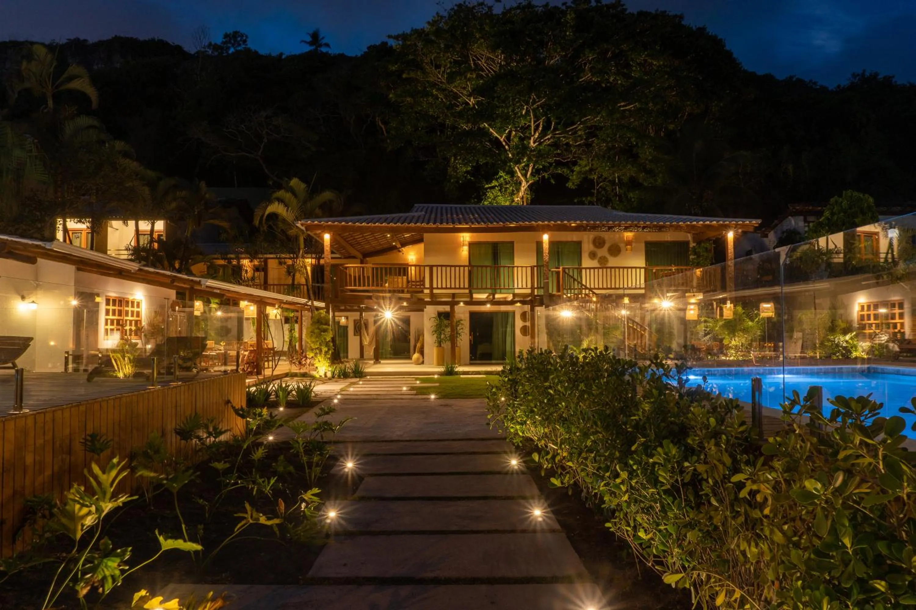 Property building in Tropical Beach