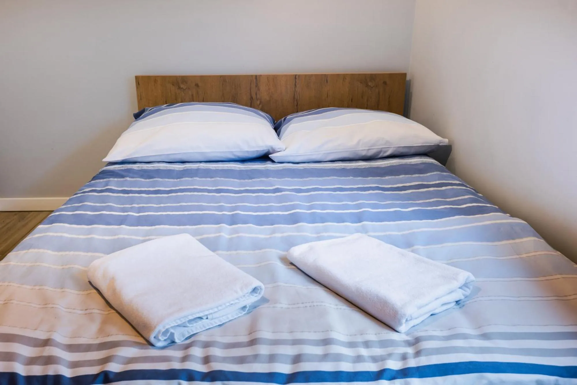 Bed in Apartamenty,pokoje Paholski