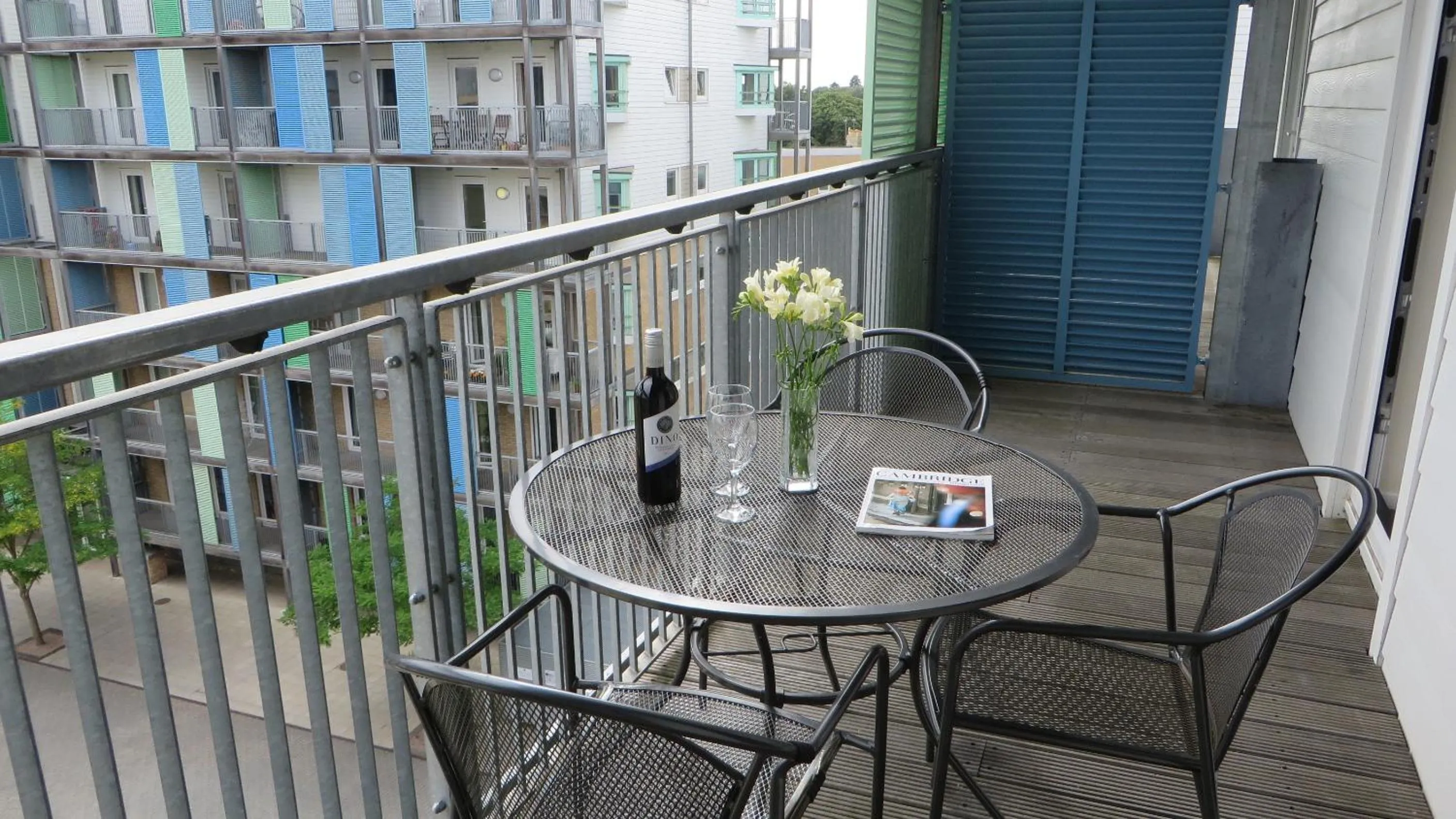 Balcony/Terrace in Citystay Living- Warren Close