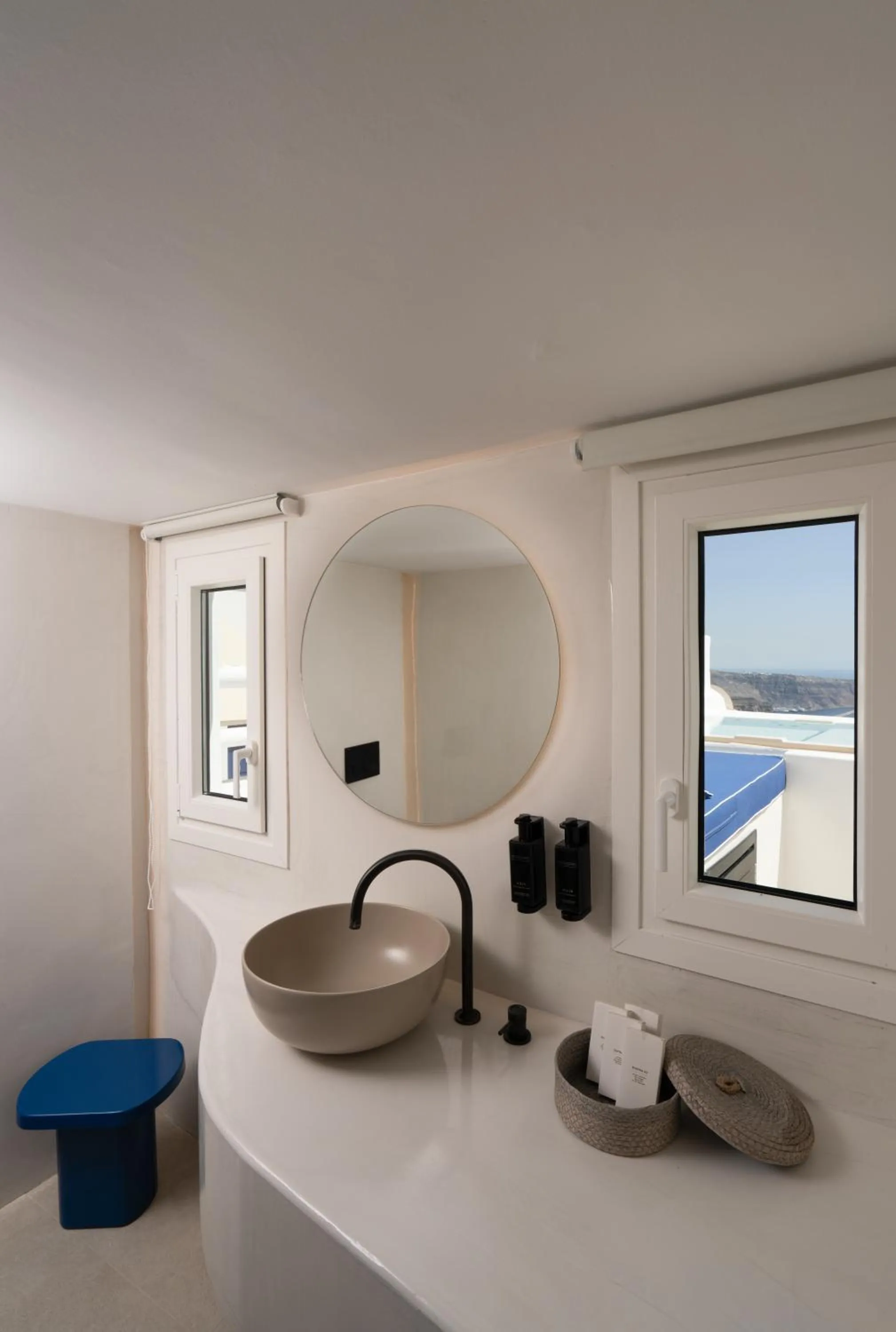Bathroom in U & ME SUITES
