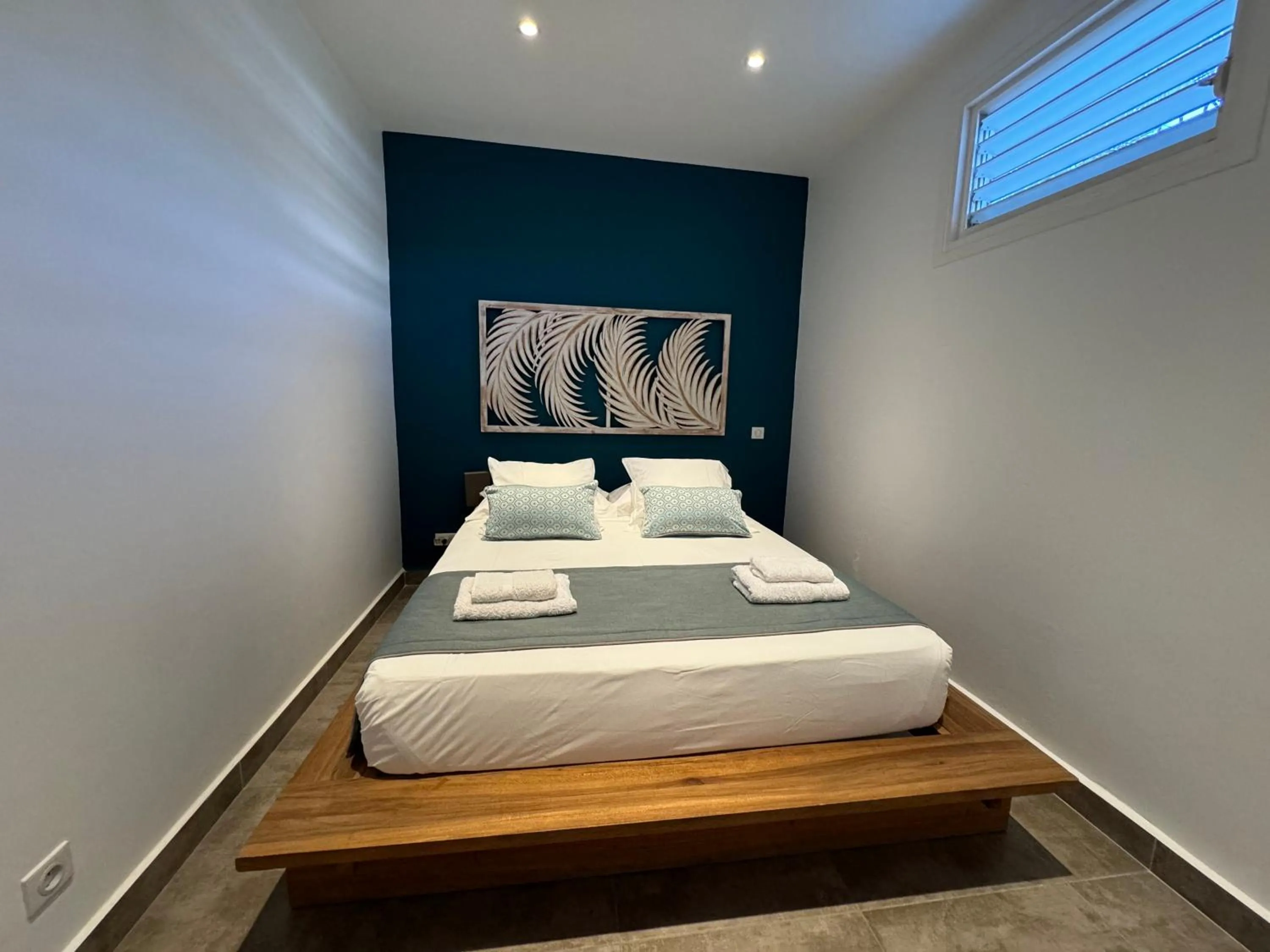Bed in Moana Lodge