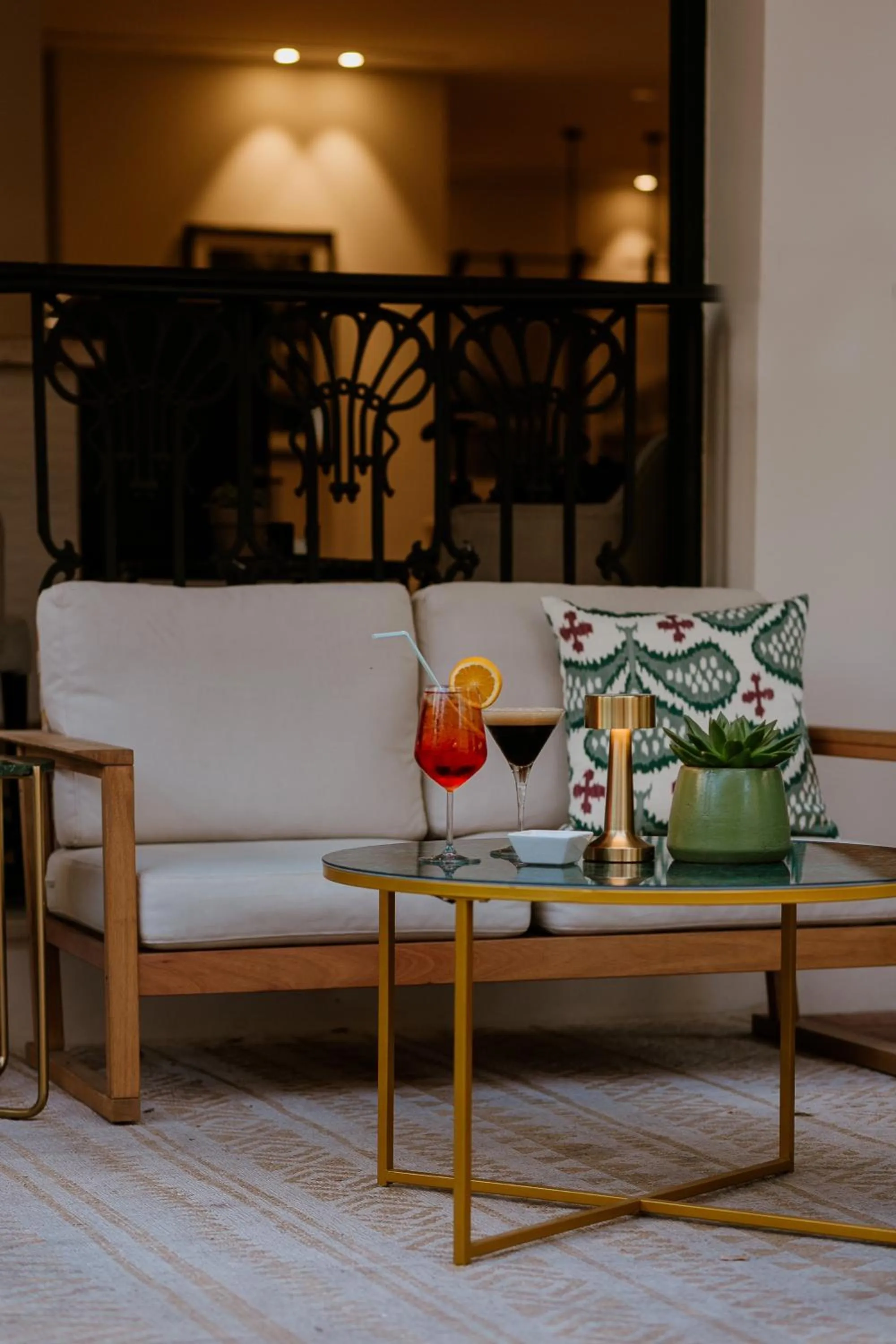 Restaurant/places to eat in Hotel Estepona Plaza