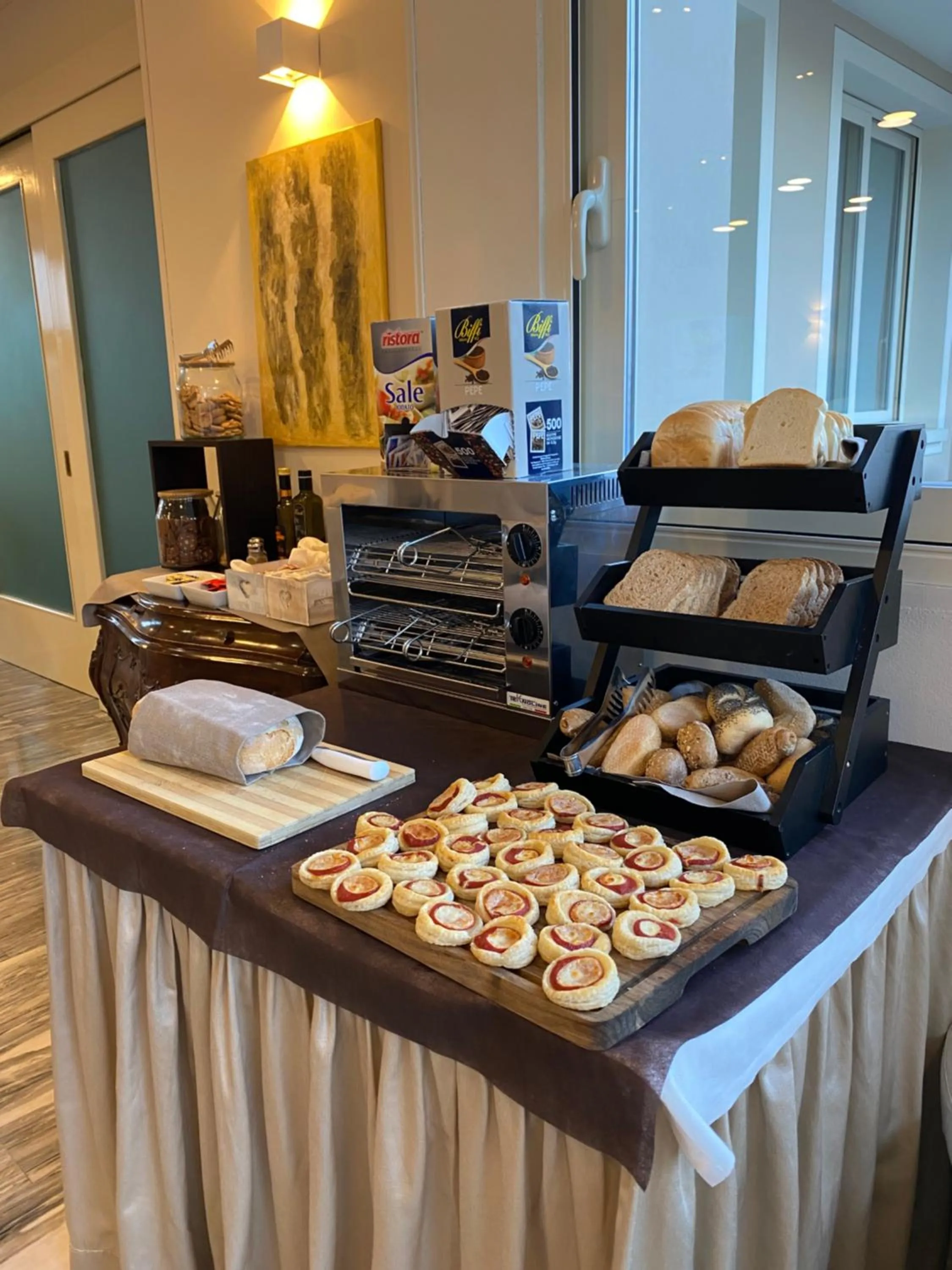 Buffet breakfast in Hotel Monti