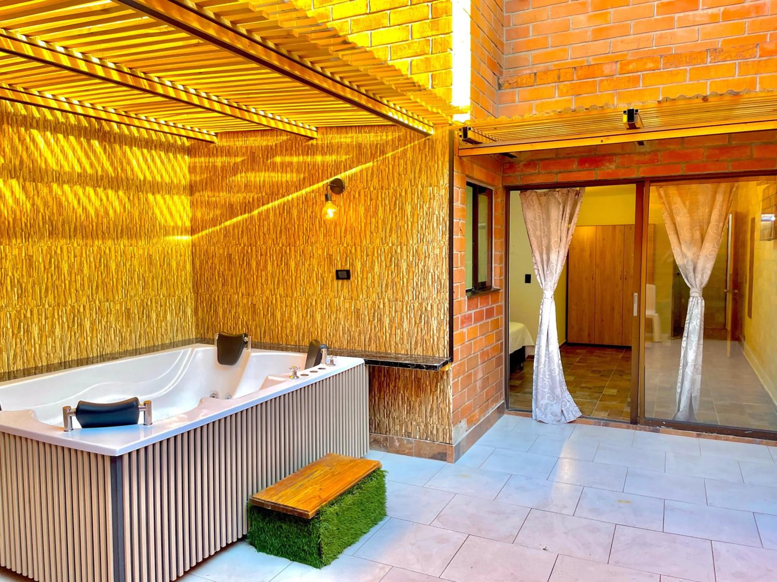 Patio in Hotel Torre Primavera