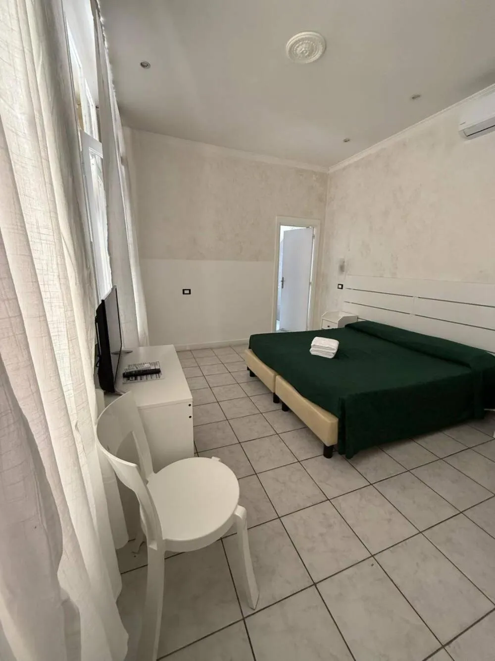 Bed in Pollon Inn Sanremo