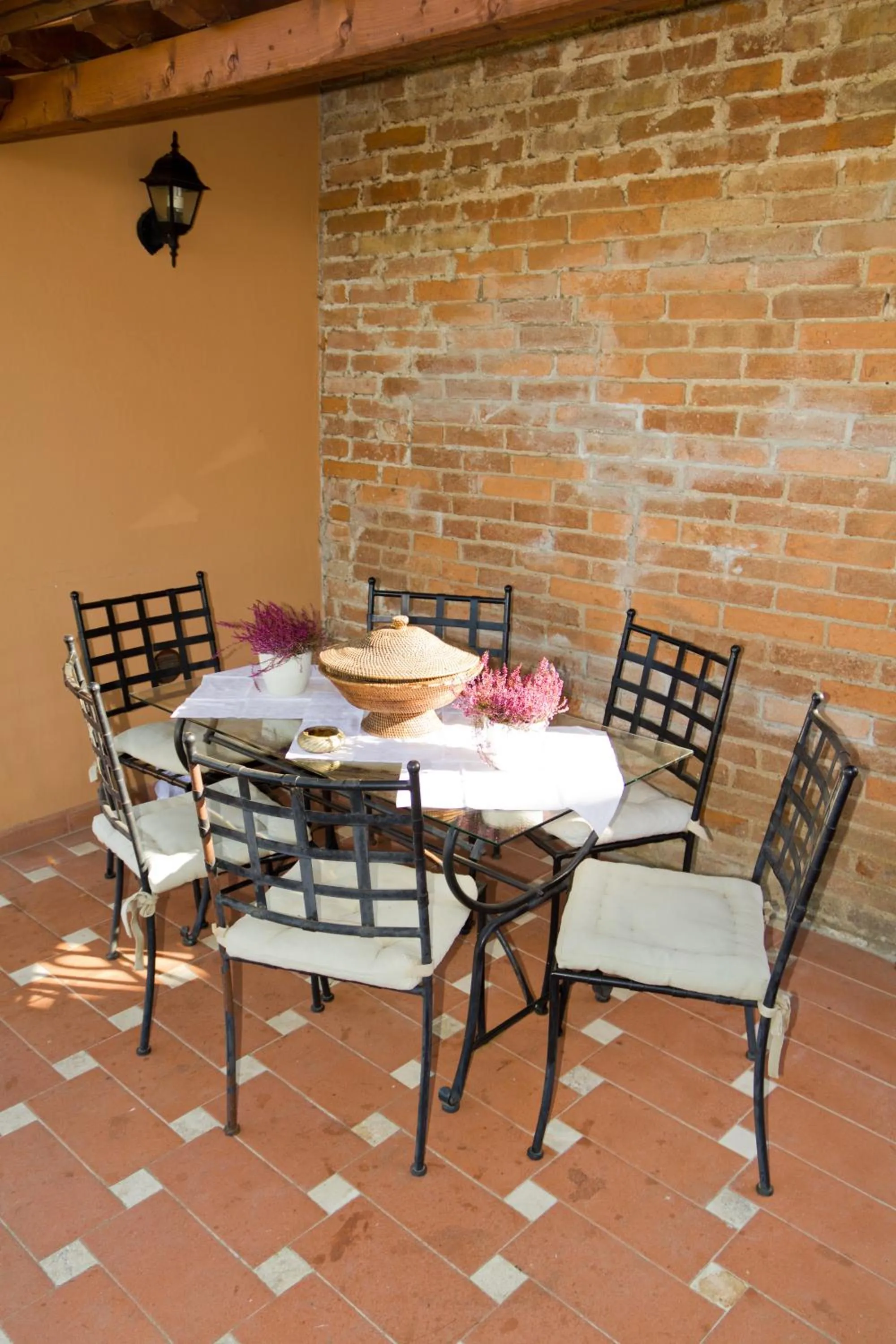 Decorative detail in Fattoria San Lorenzo