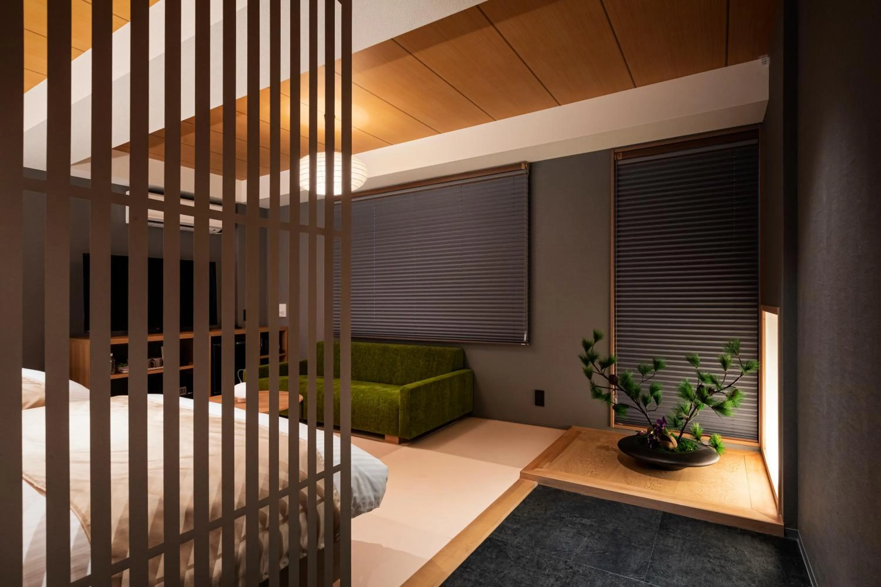 Photo of the whole room, Bed in Rinn Gion Shirakawa