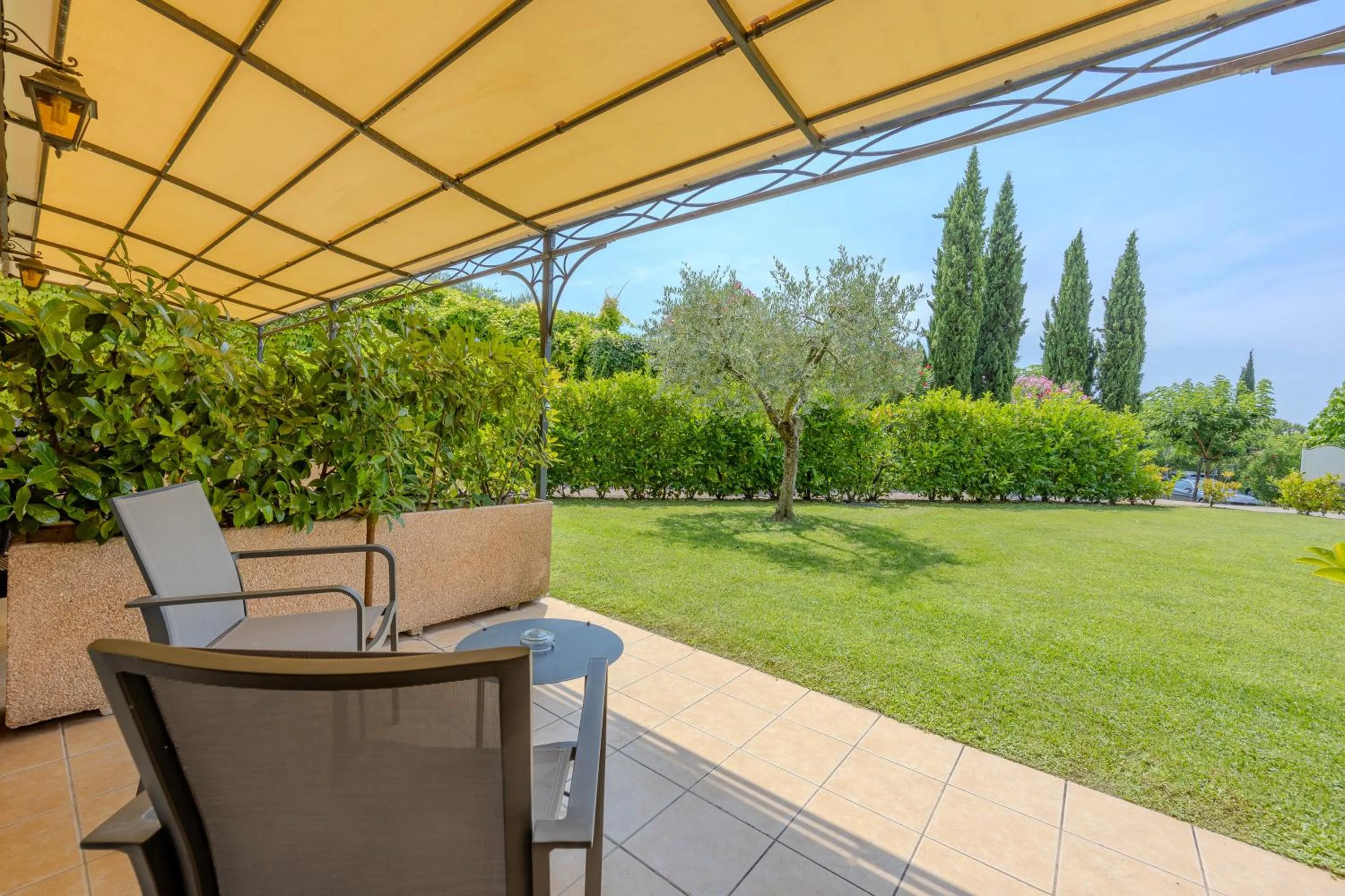 Hotel Boffenigo - The Golden Hour