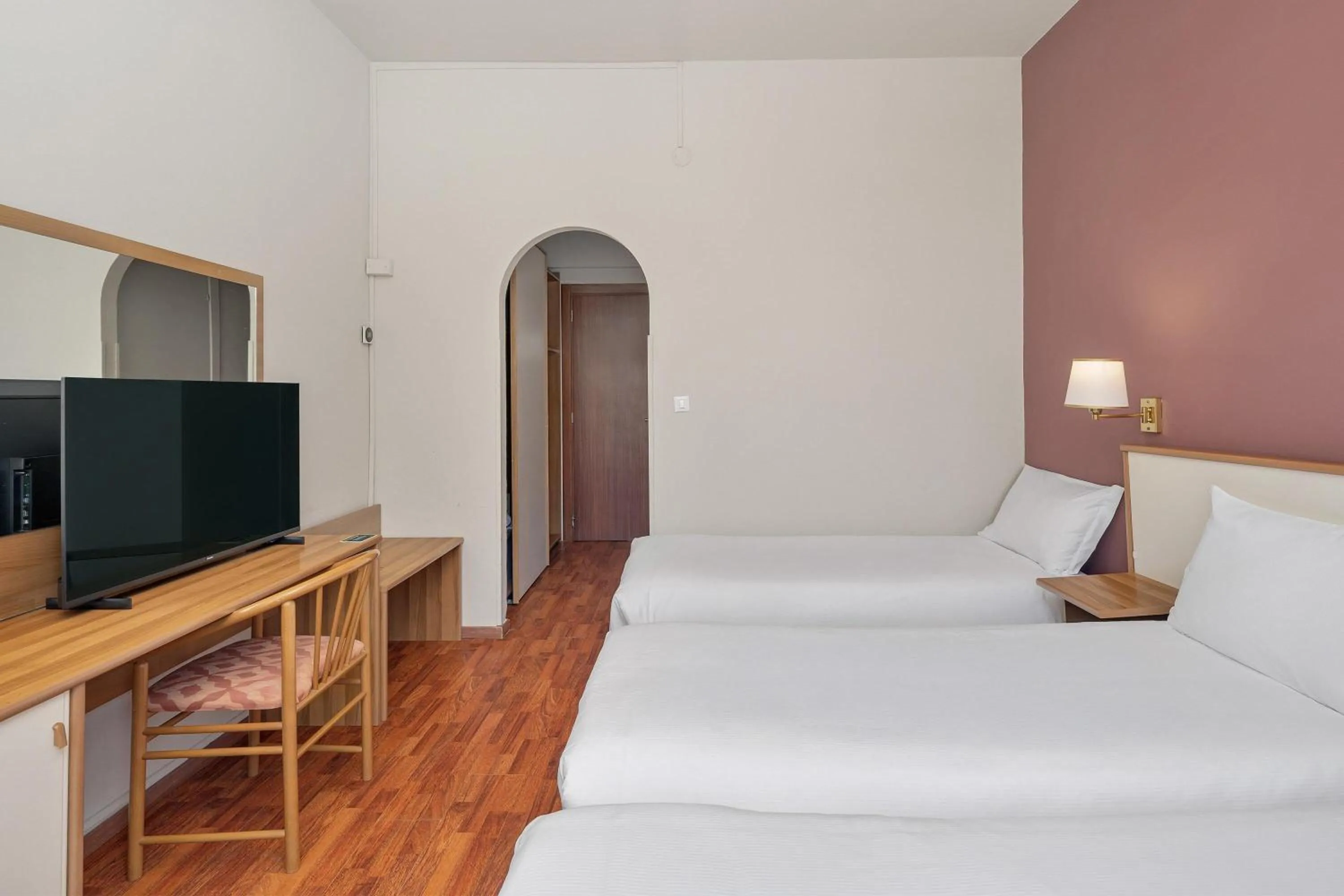 Photo of the whole room, Bed in B&B HOTEL Riviera Celle Ligure