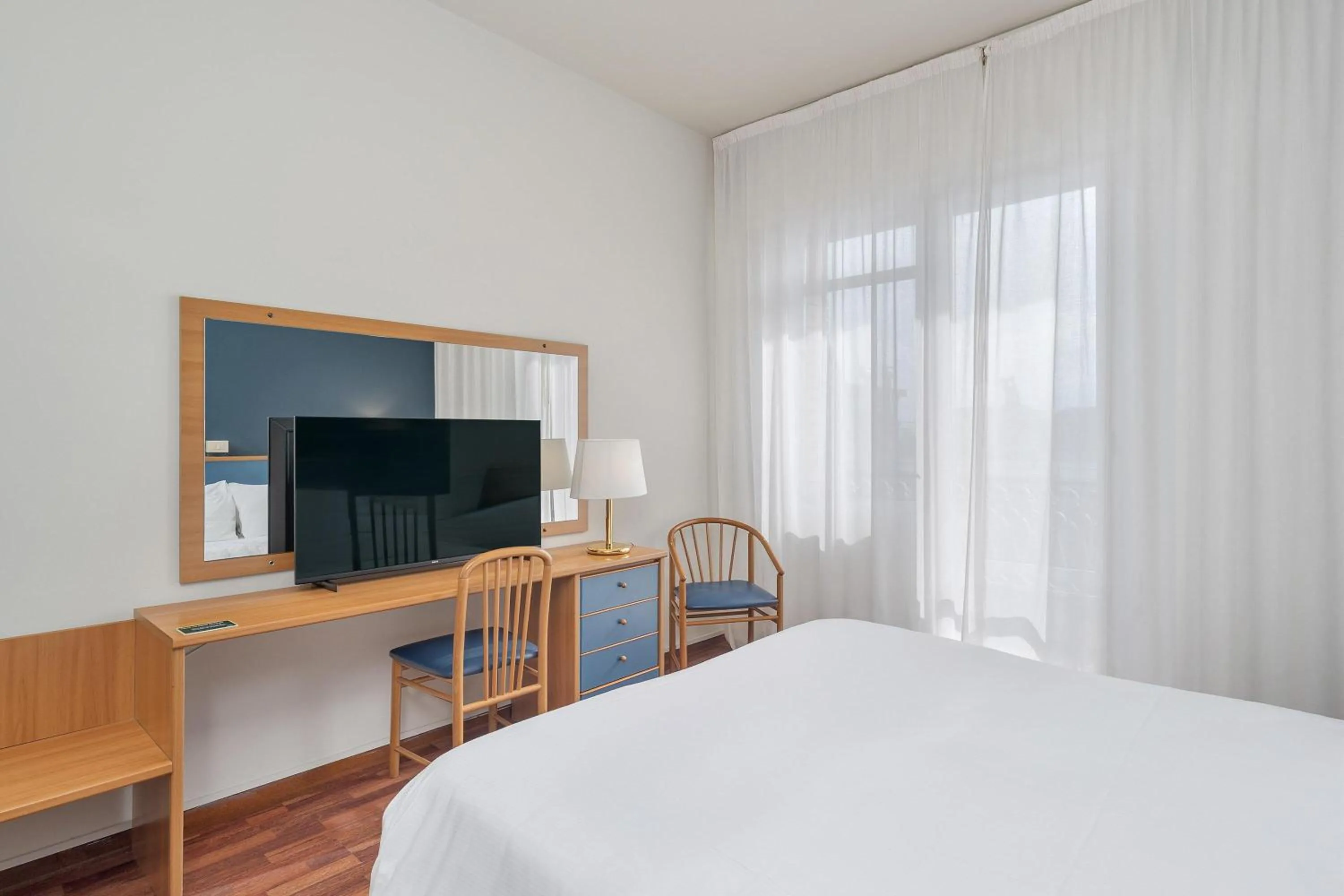 Photo of the whole room, Bed in B&B HOTEL Riviera Celle Ligure