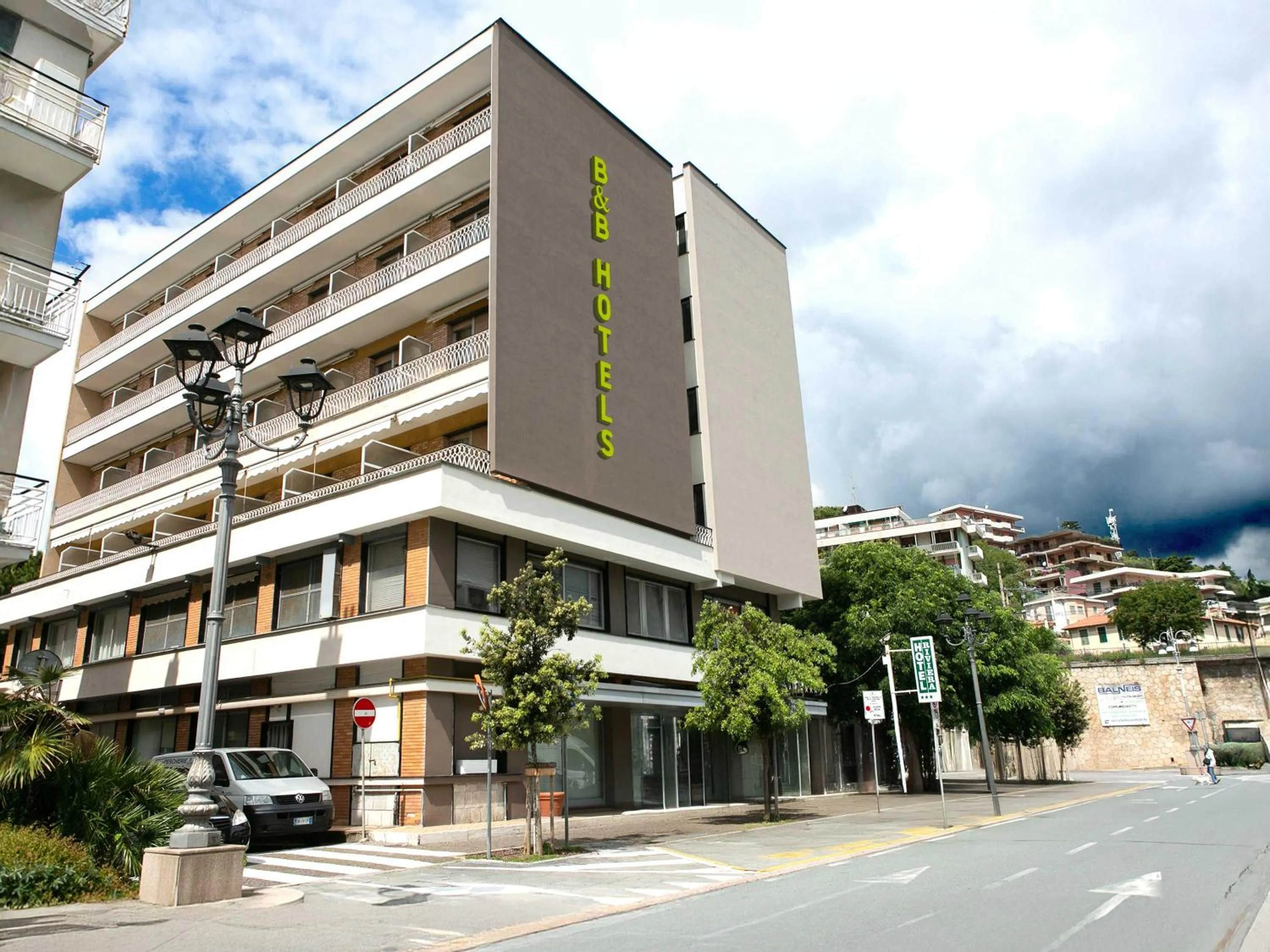 Property building in B&B HOTEL Riviera Celle Ligure