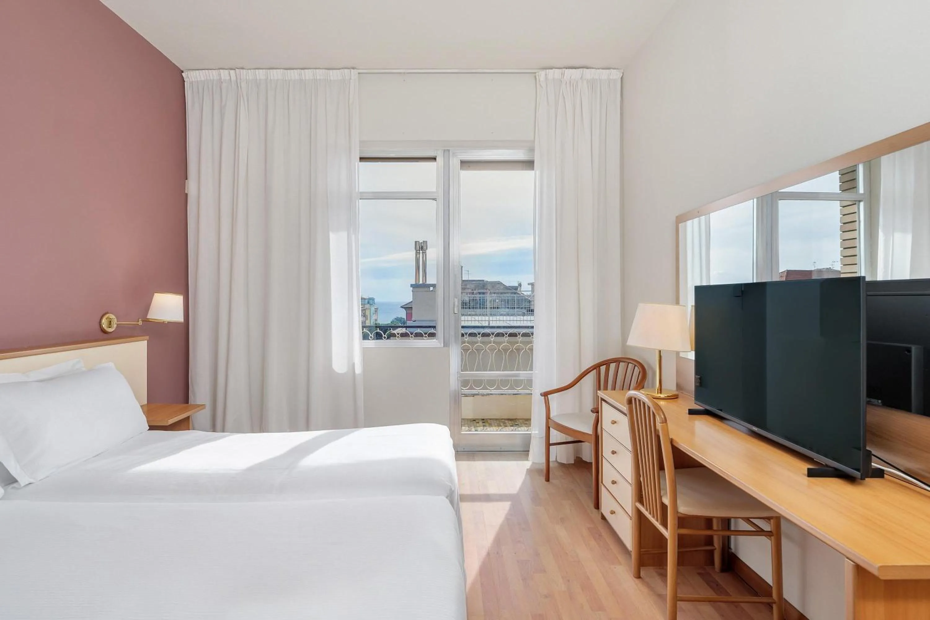 Photo of the whole room, Bed in B&B HOTEL Riviera Celle Ligure