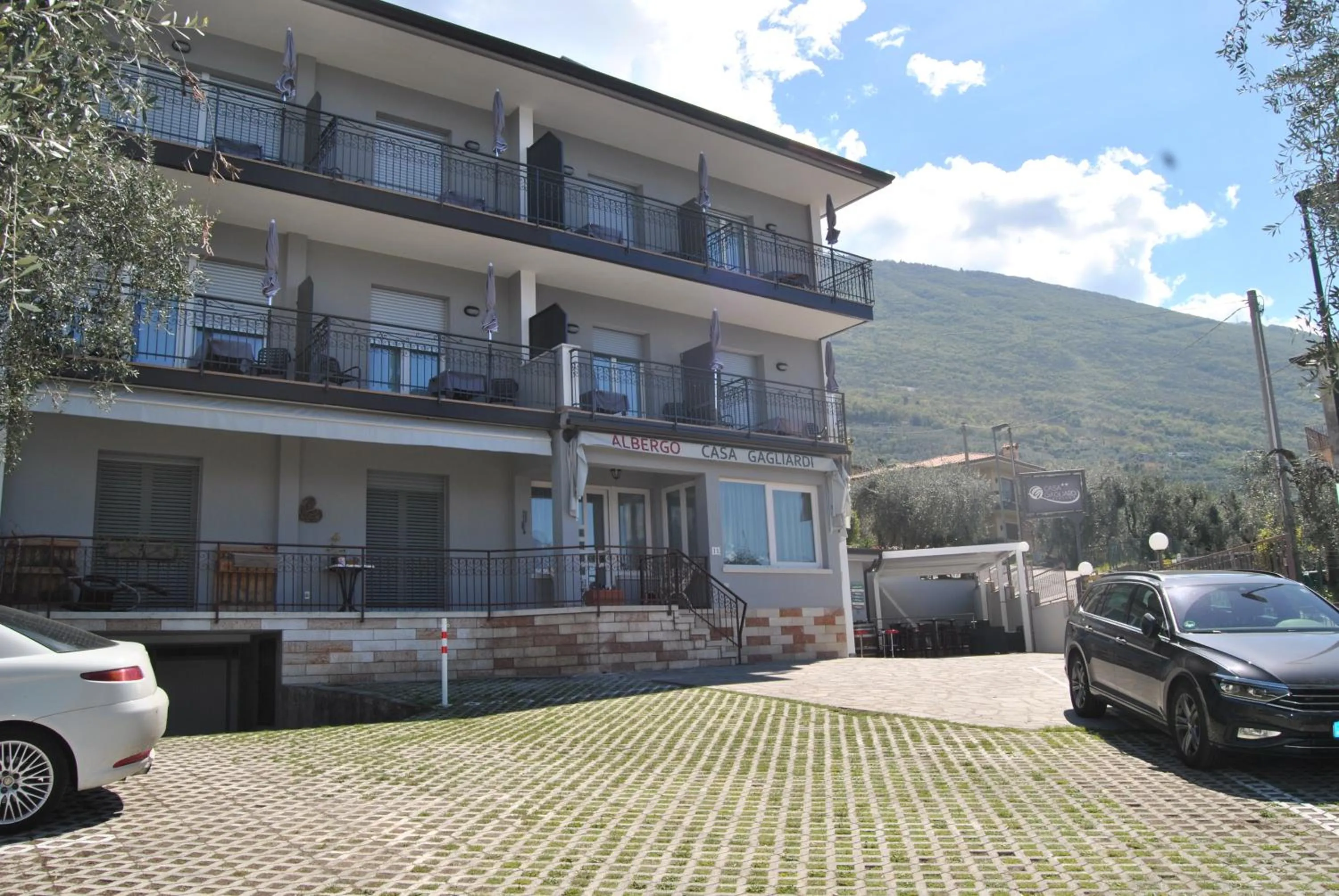 Property building in Hotel Casa Gagliardi