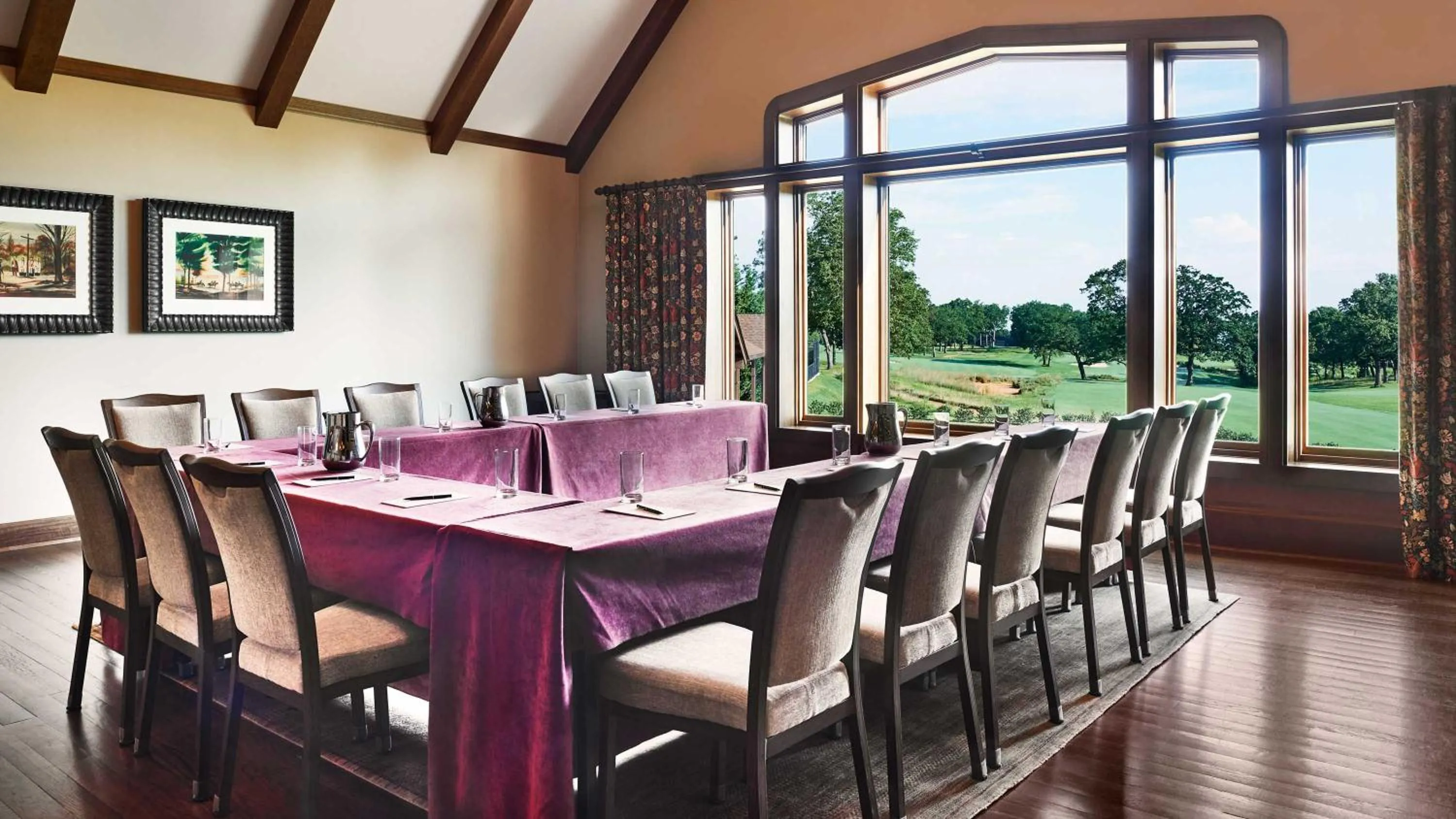 Seating area in The Sewanee Inn