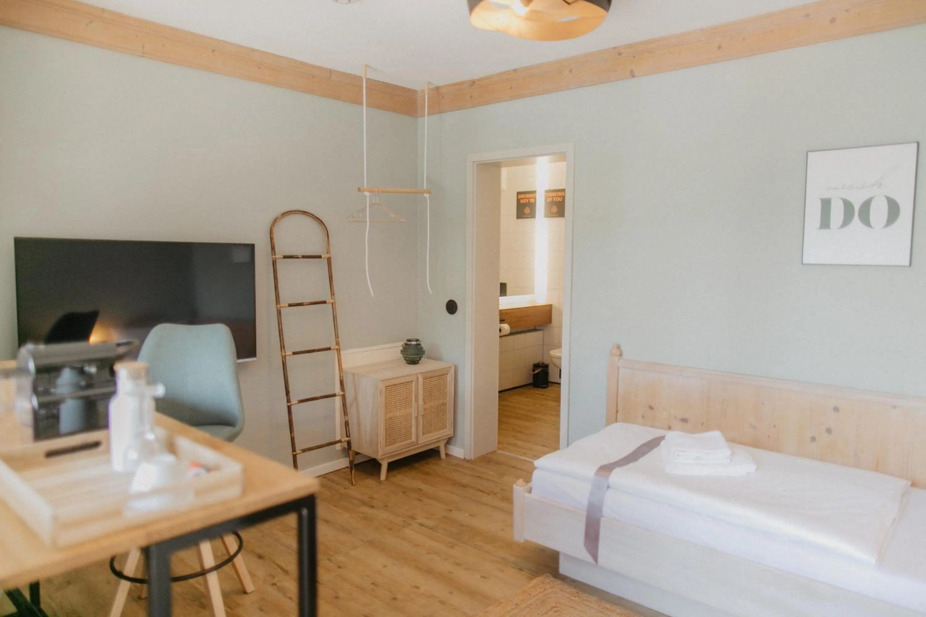 Bed in Peak Hotel & Event