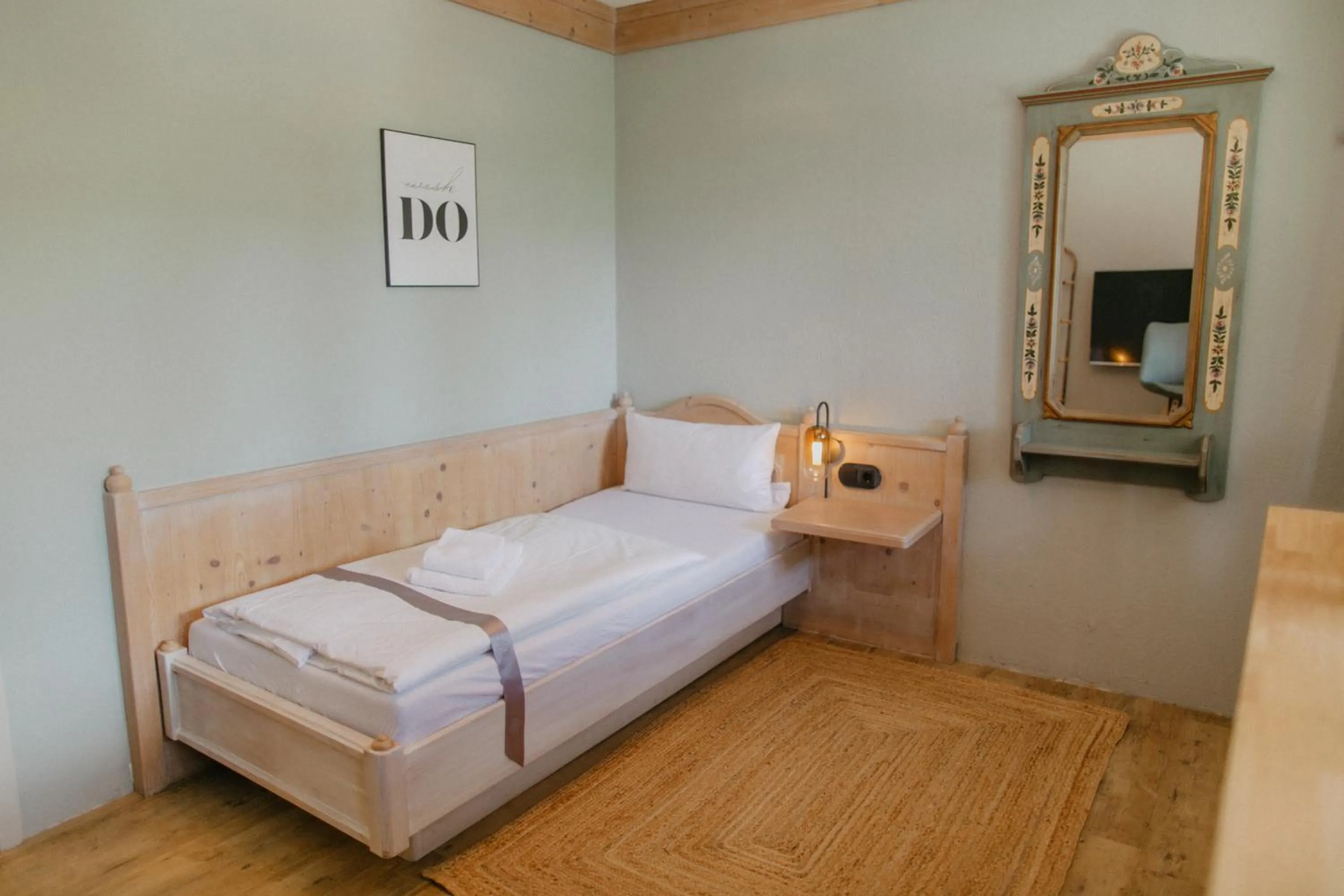 Bed in Peak Hotel & Event