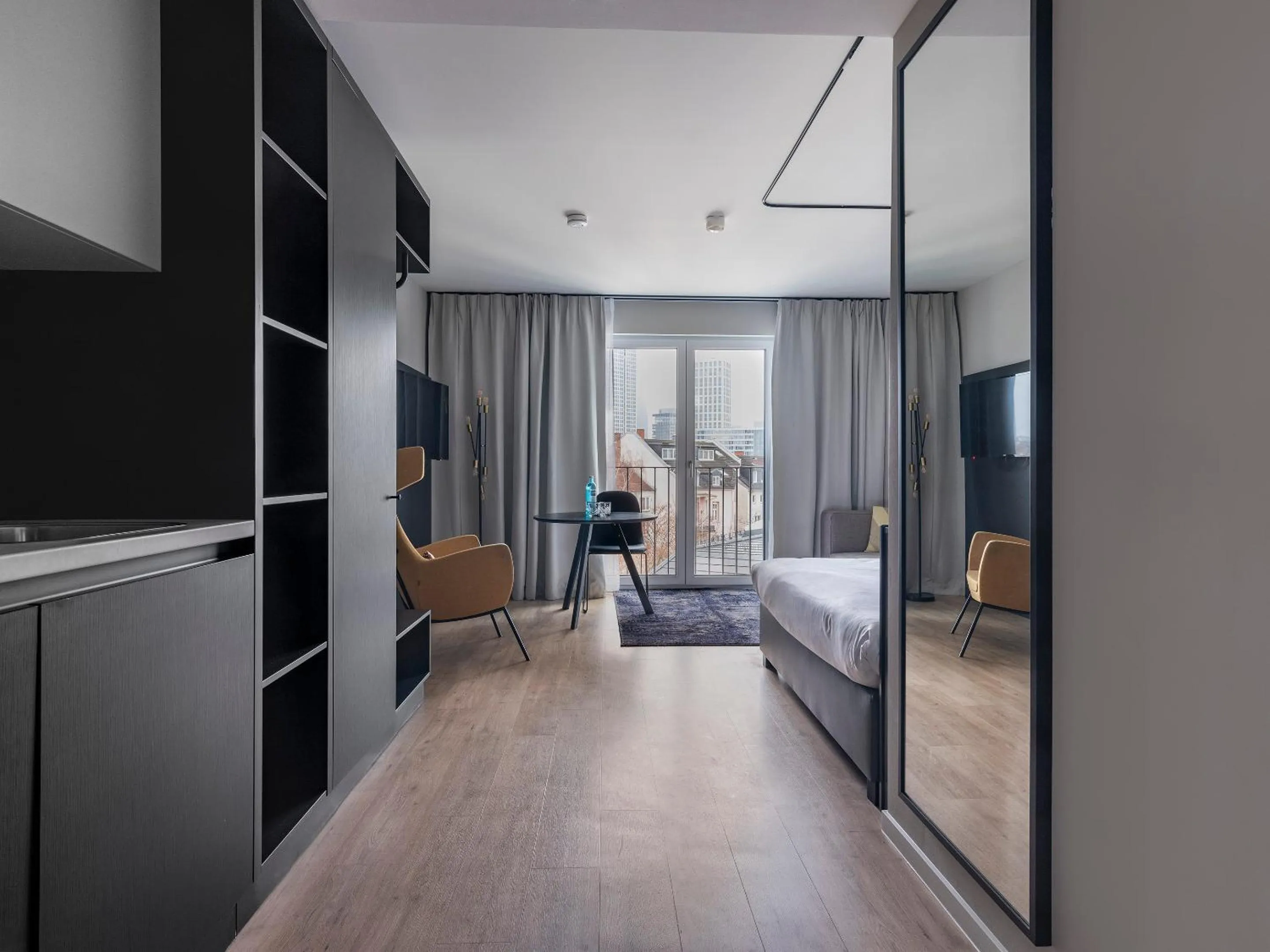 Photo of the whole room, Bed in Numa Frankfurt Bloc