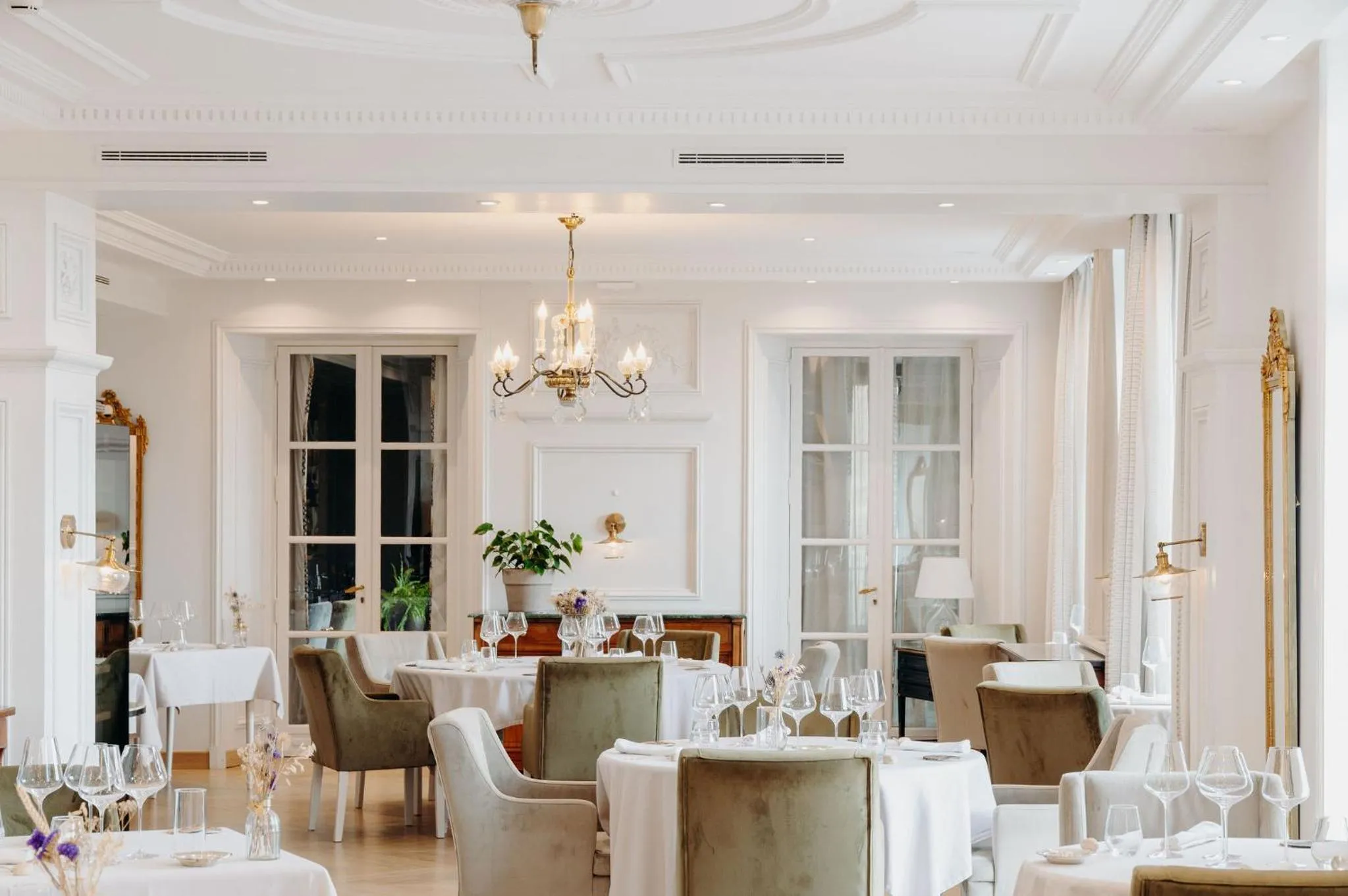 Restaurant/places to eat in Domaine de Rochebois & Spa Nuxe