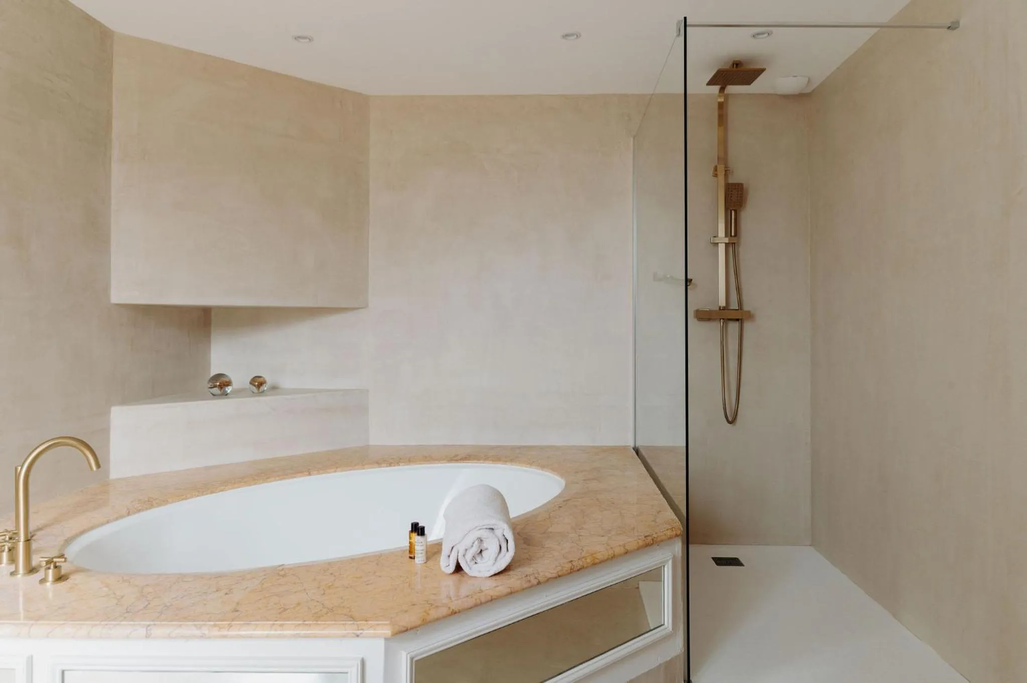 Bathroom in Domaine de Rochebois & Spa Nuxe