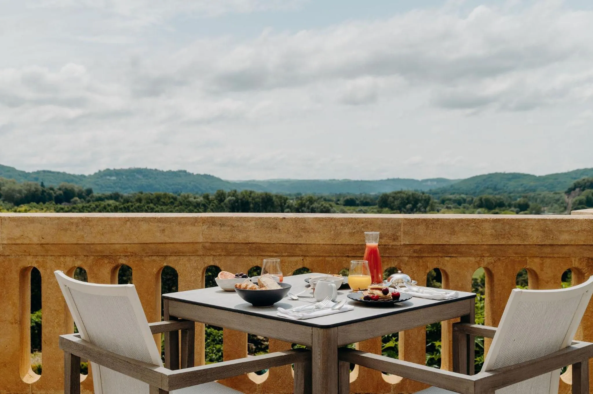 Breakfast in Domaine de Rochebois & Spa Nuxe