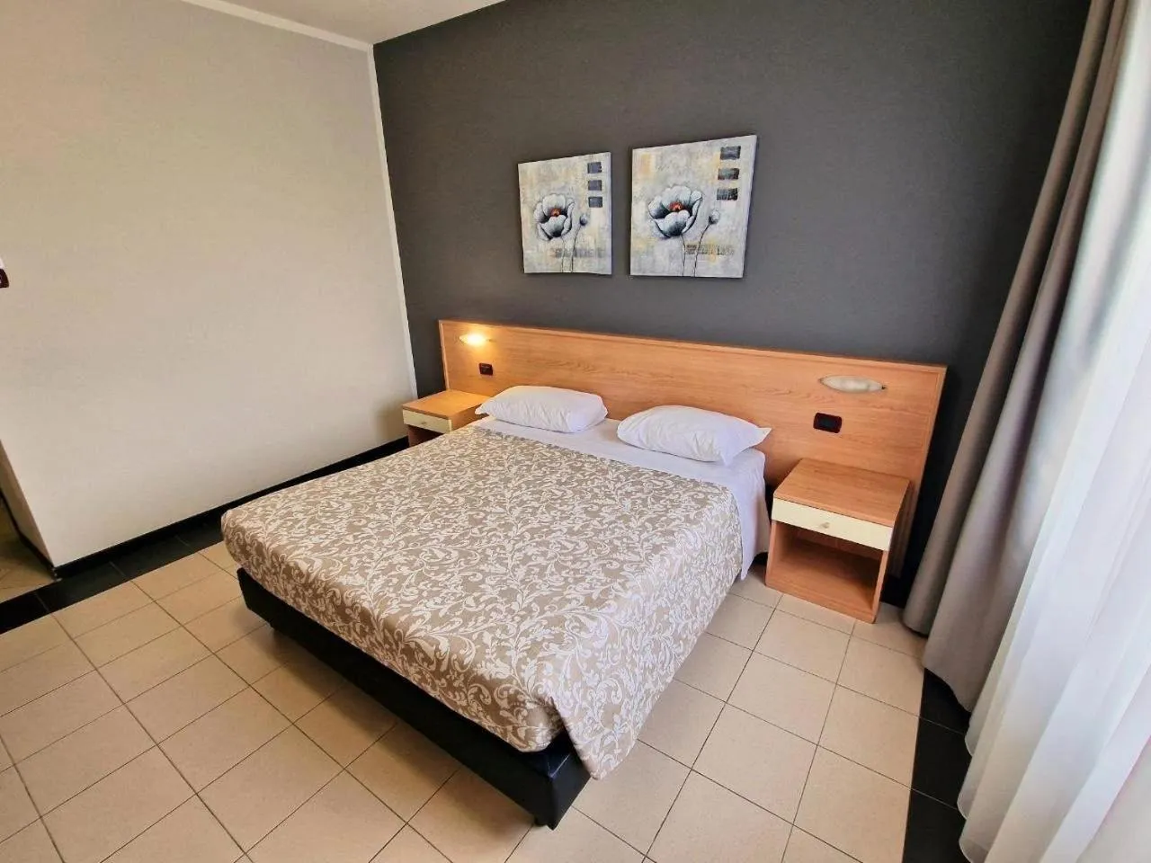 Bedroom, Bed in Hotel Ayri