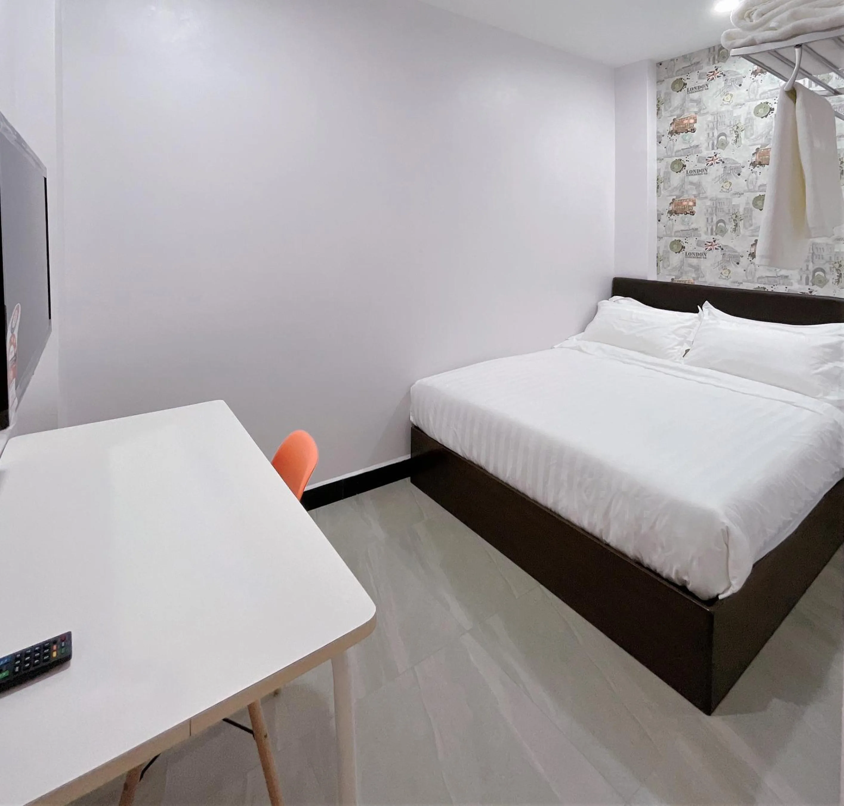 Bedroom, Bed in Hotel Decentraland Kuala Terengganu