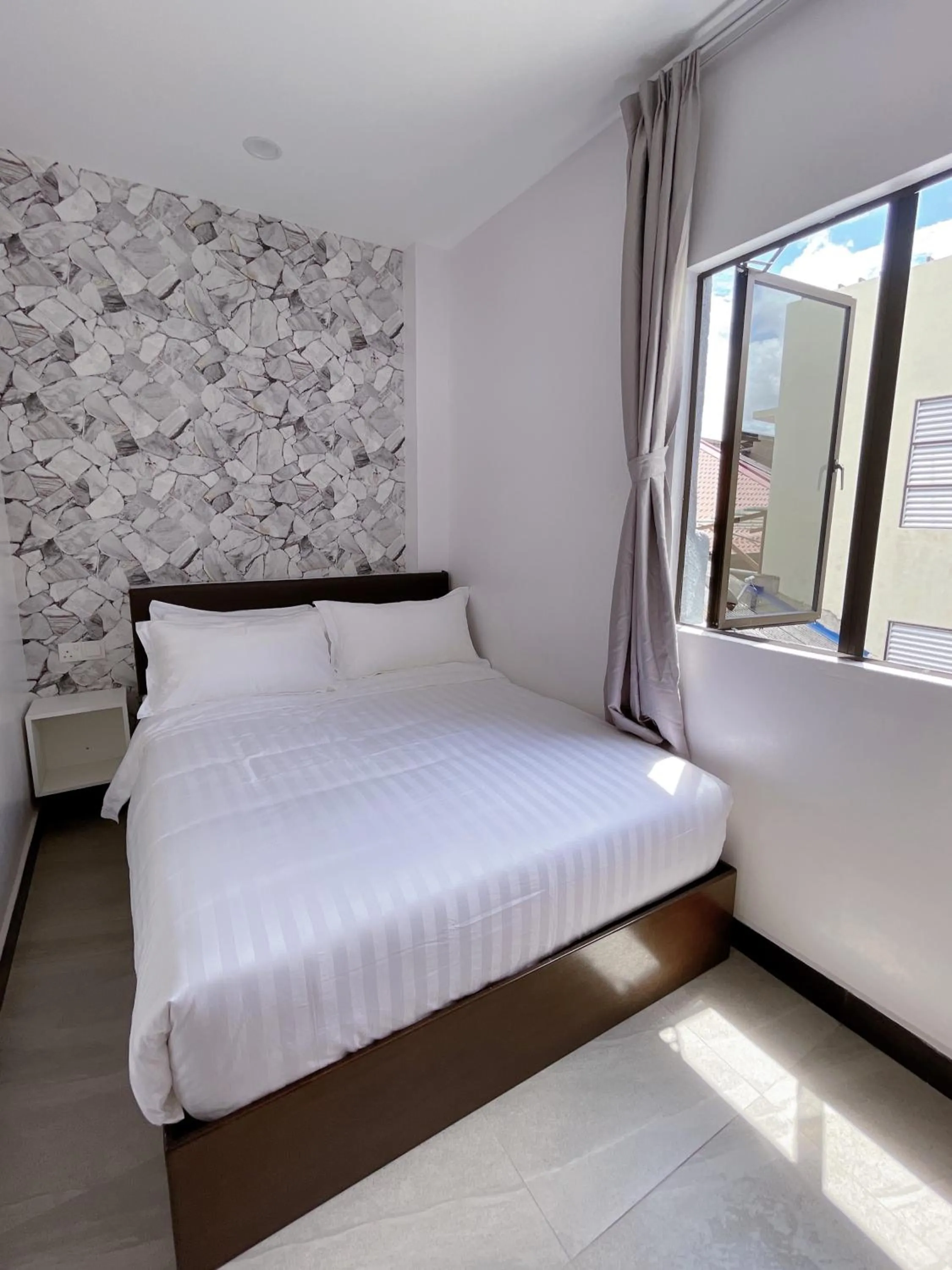 Bedroom, Bed in Hotel Decentraland Kuala Terengganu