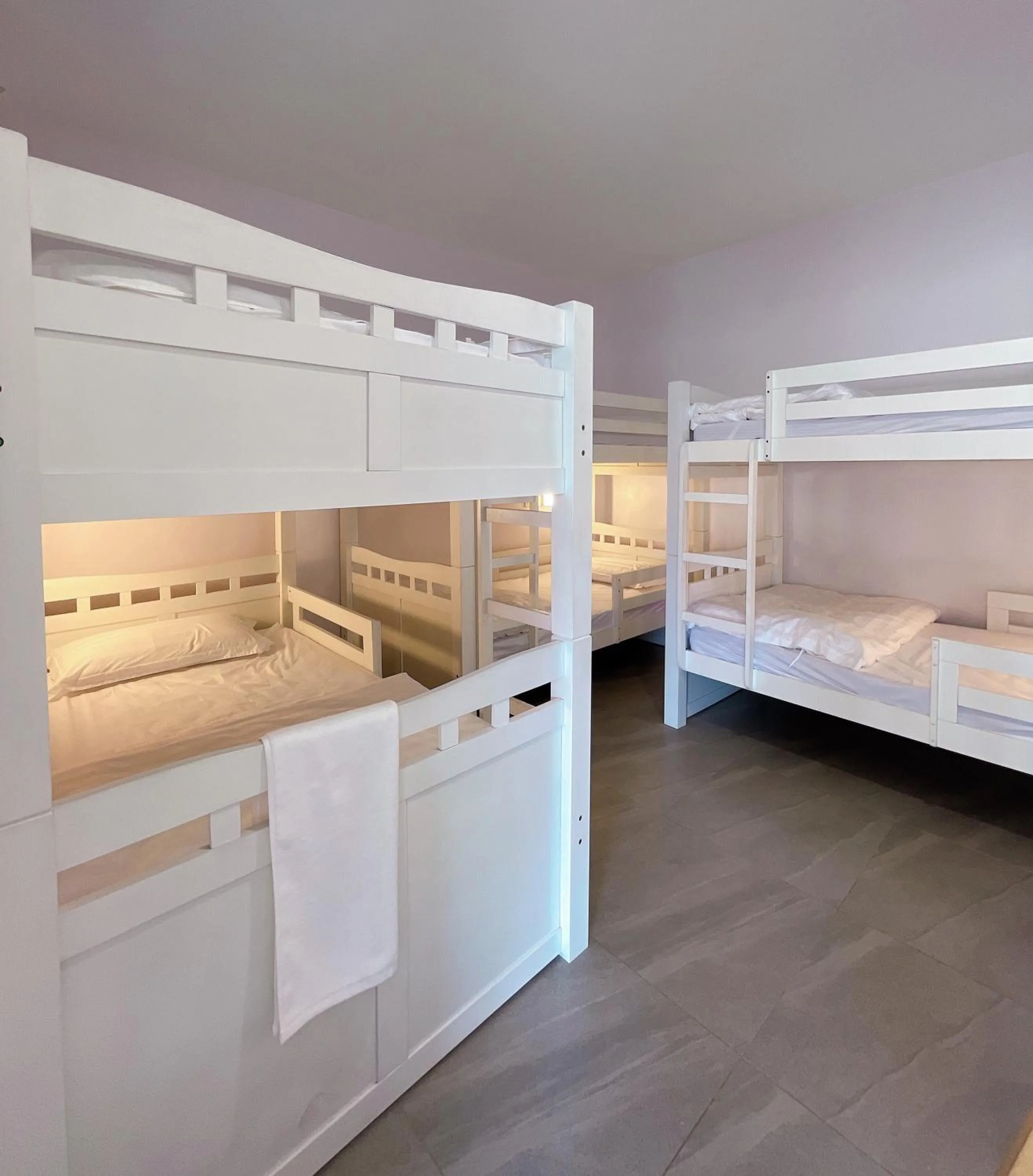 bunk bed, Bed in Hotel Decentraland Kuala Terengganu