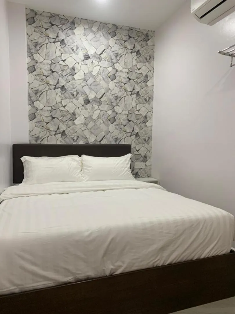 Bed in Hotel Decentraland Kuala Terengganu