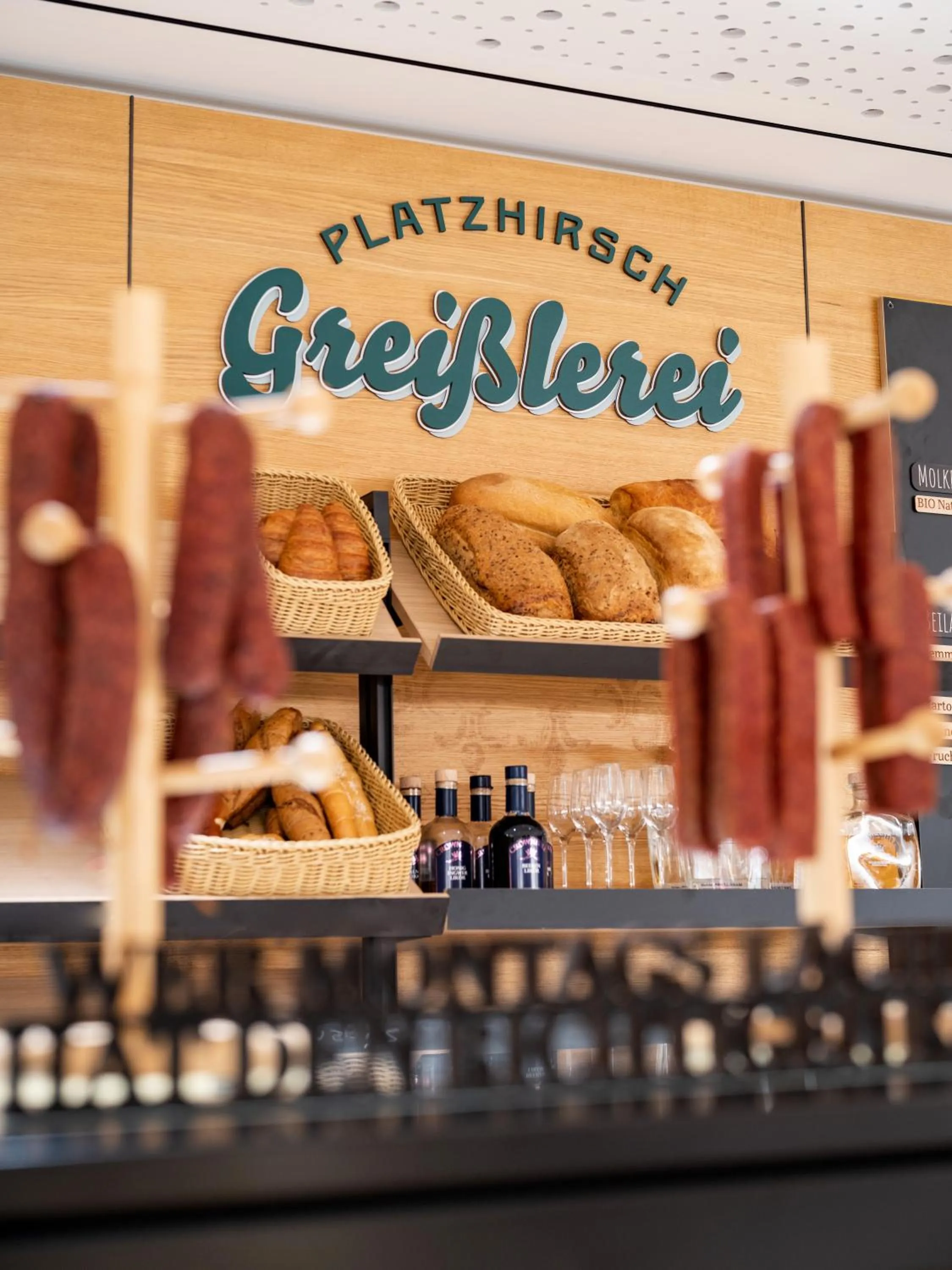 Restaurant/places to eat in Platzhirsch Kufstein