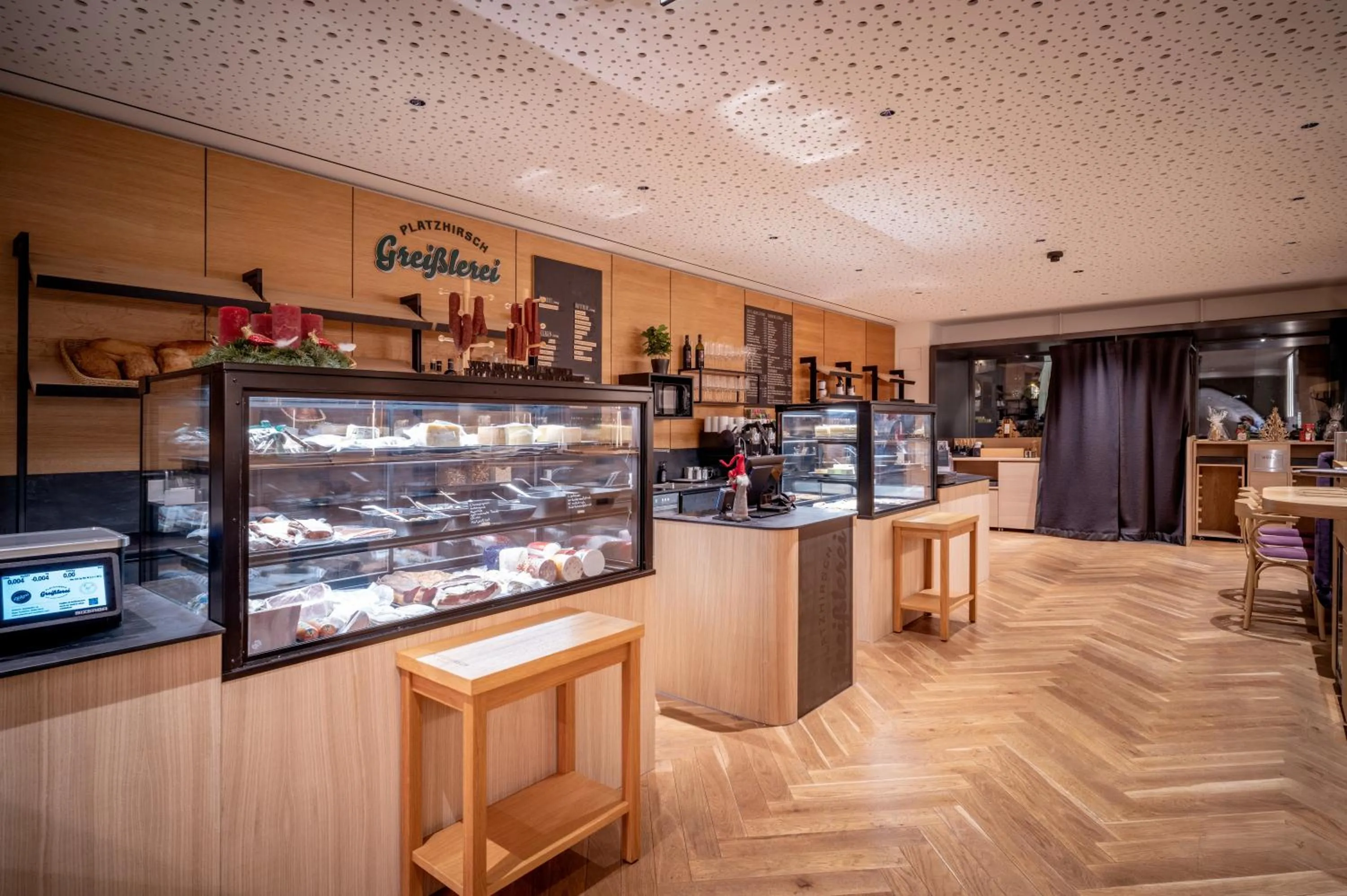 Restaurant/places to eat in Platzhirsch Kufstein