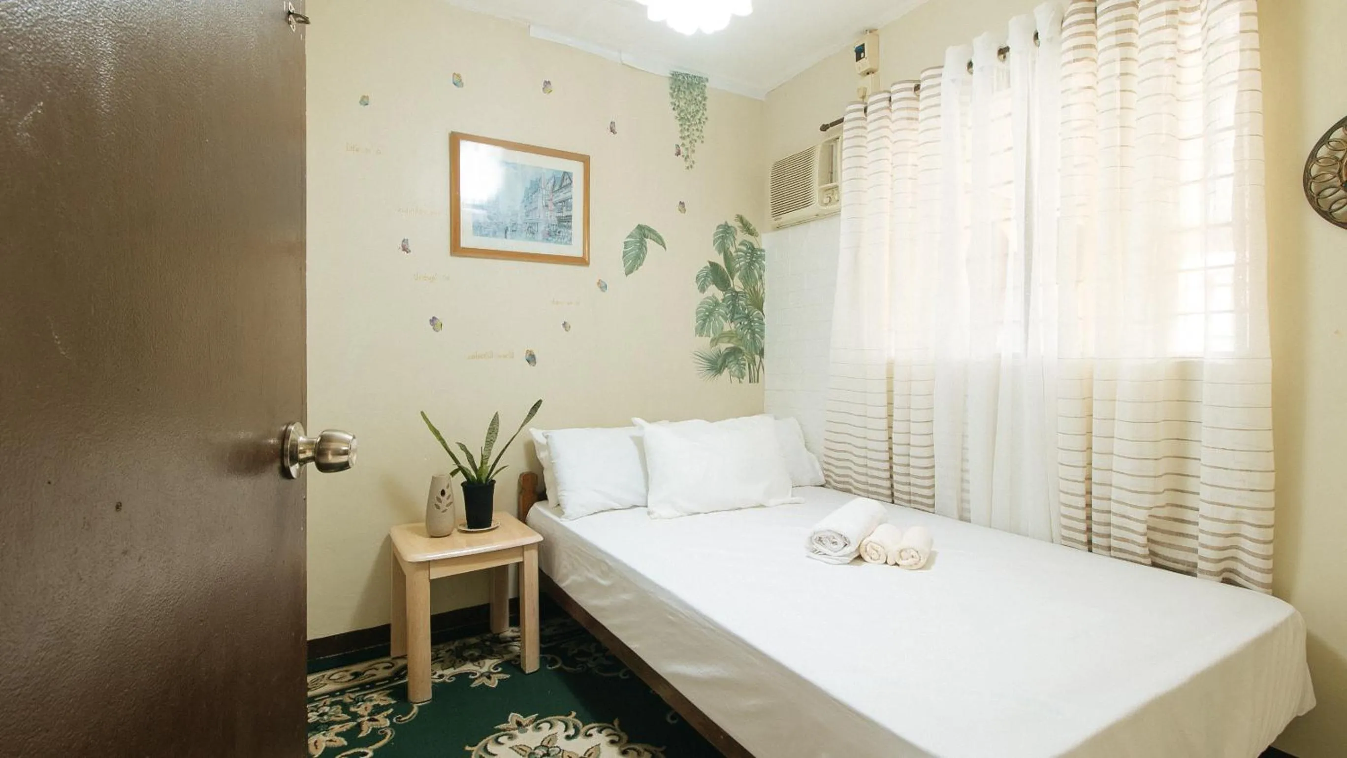 Bedroom, Bed in Jb's Transient House