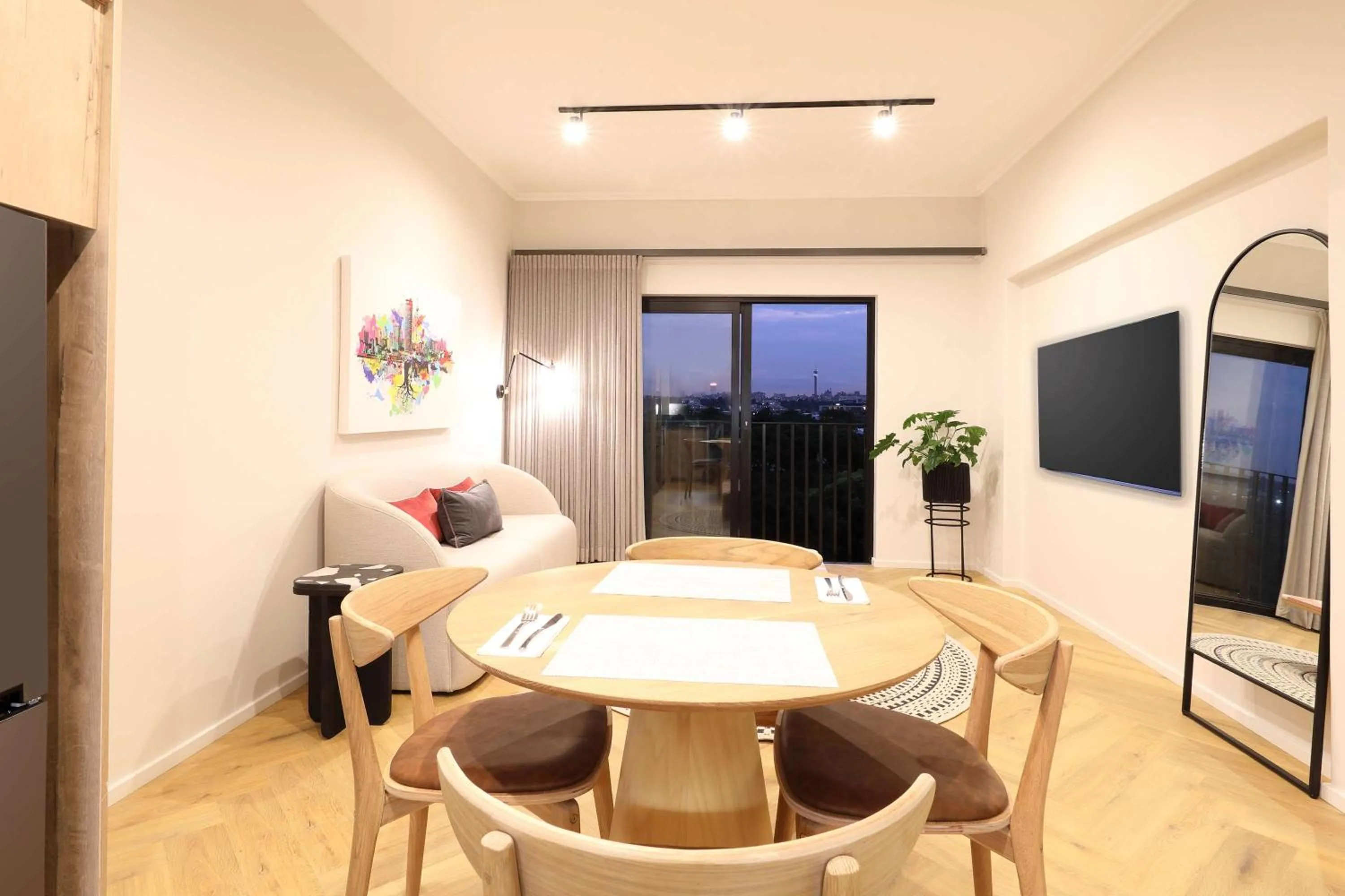 Photo of the whole room in Hyatt House Johannesburg Rosebank