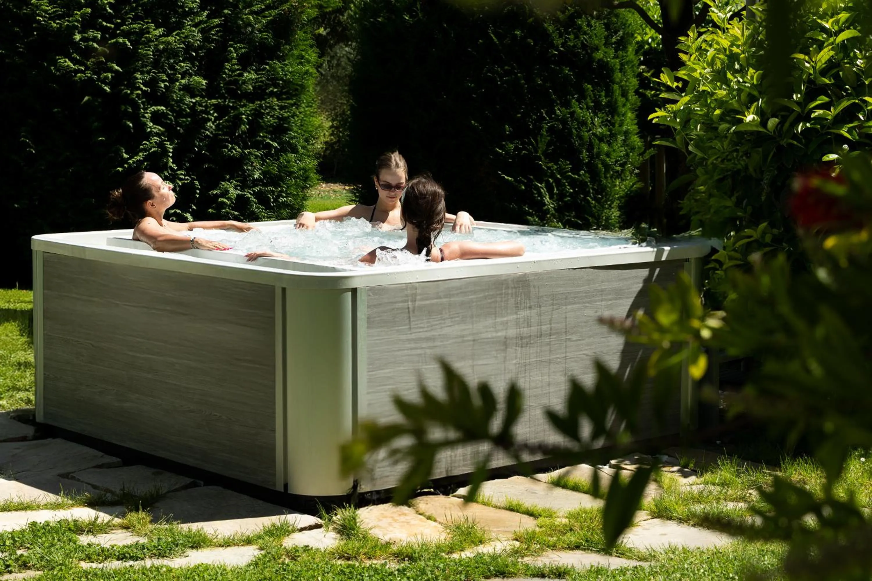 Hot Tub in Ambassador Suite Hotel