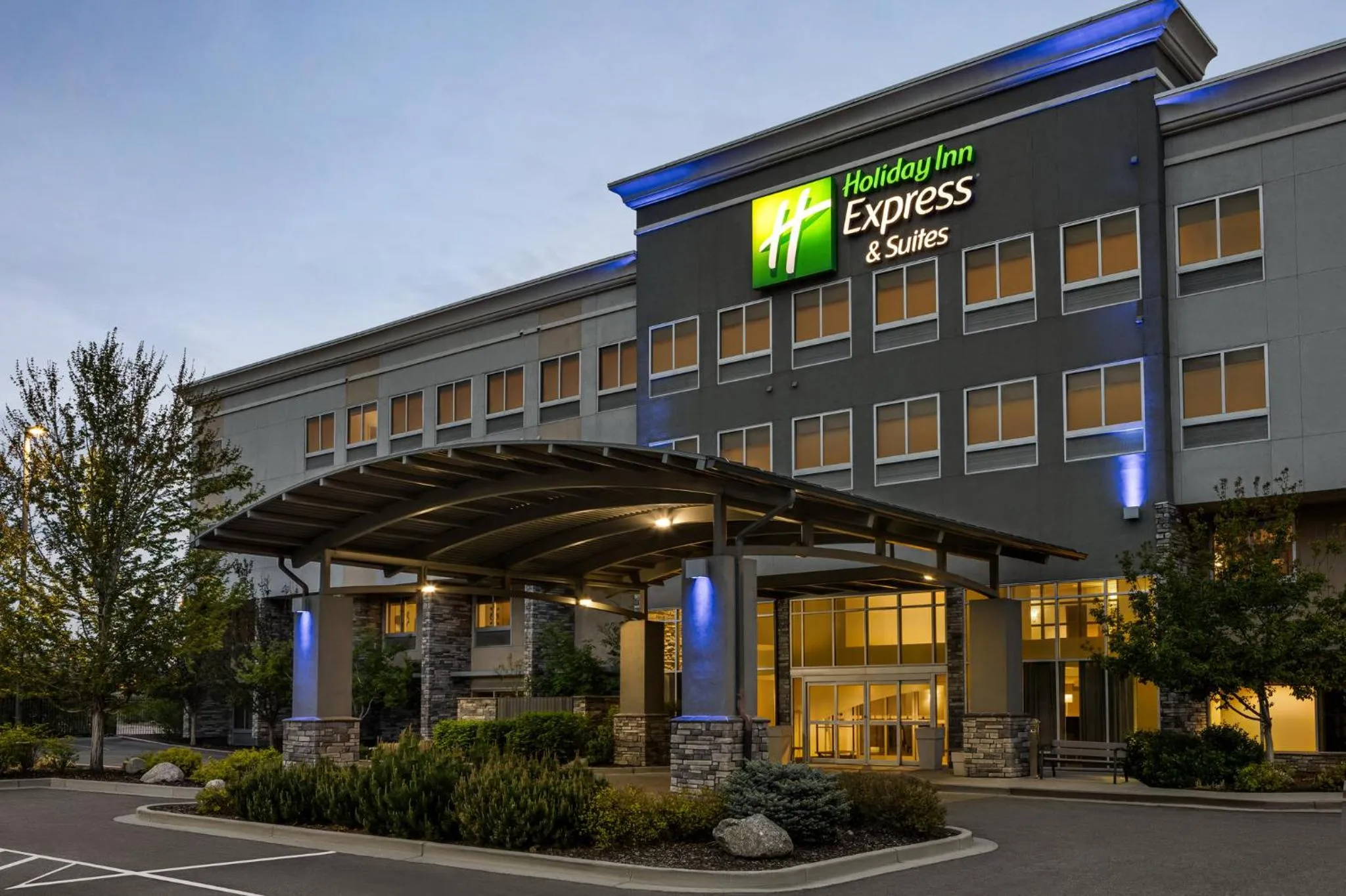 Property building in Holiday Inn Express & Suites Colorado Springs Central by IHG